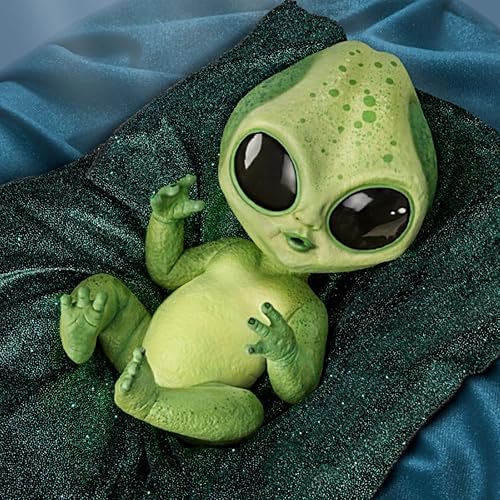 Miniatura 6 de The Ashton-Drake Galleries Lumina Alien Baby Doll, 16 pulgadas, piel de vinilo que brilla en la oscuridad, posable con manta cósmica