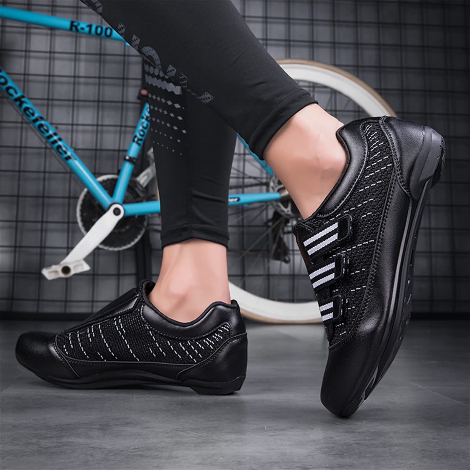 Buty do jazdy na rowerze szosowym Męskie lekkie buty na rower na świeżym powietrzu kompatybilne z oddychającymi knagami Peloton Delta