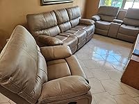 Review Image by Elizabeth Collazo