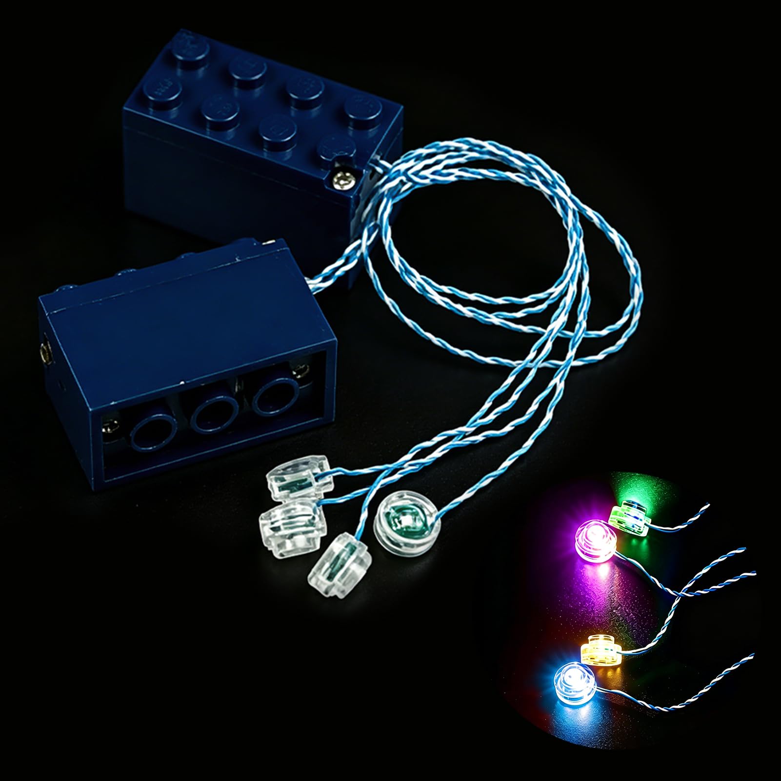 Lot de 2 blocs de construction lumineux LED 2 en 1, alimentés par piles, longueur de câble de 20 cm, pièces de construction à faire soi-même, compatible avec Lego et autres briques de marque majeur