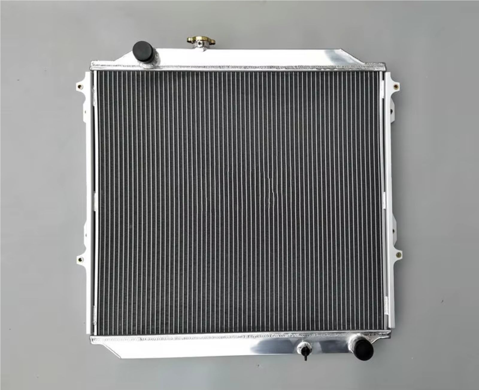 Kit intercooler frontale Radiatore di raffreddamento per auto compatibile con Toyota per 4Runner 1996 1997 1998 1999 2000 2001 2002 Radiatore motore Cambio manuale