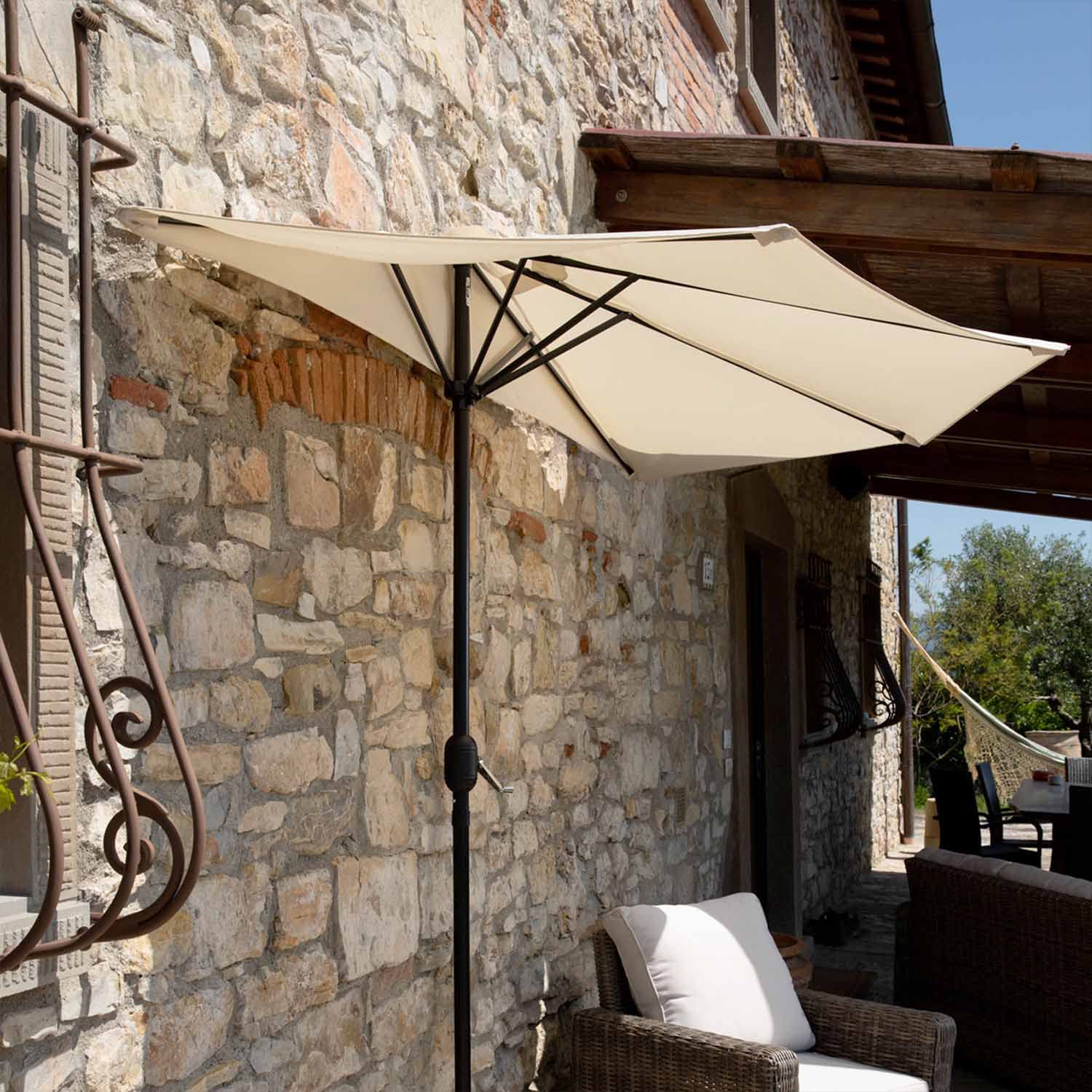 Mezza Luna - Ombrellone a mezza luna con palo centrale da Ø38 mm e telo in poliestere da 180gr/mq con airvent. Ombrellone da balcone o terrazzo in giallo, grigio o bordeaux. L300xP150xH250 cm