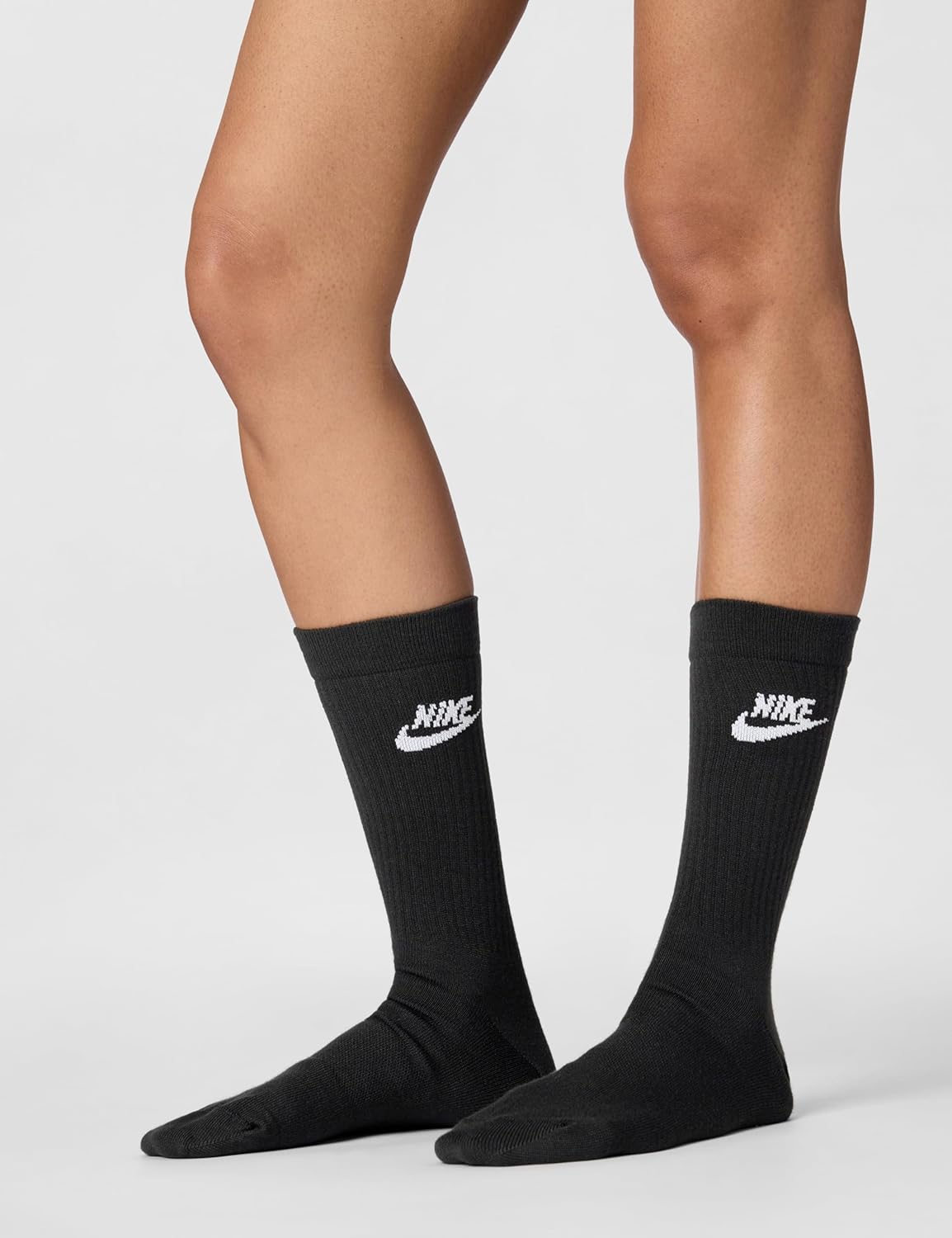 Nike Unisex Sportswear Everyday Essential Crew Socks (3 Pairs), Black/White, Large - Image 3