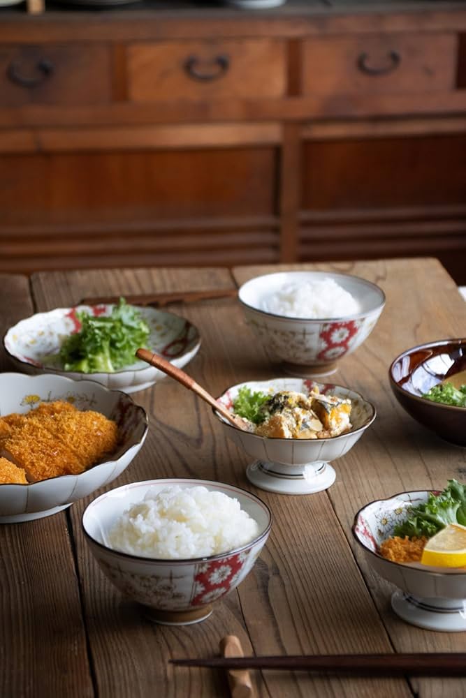 明治時代　里帰り　ヴァンタイン商会　菊花　変形皿　輸出品　A.A. VANTIN 明治時代 里帰り ヴァンタイン商会 菊花 変形皿 輸出品 A.A. VANTIN