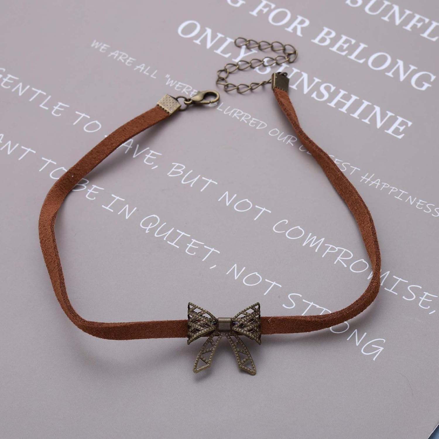 Vintage Brown Velvet Choker Necklace Metal Bow Pendant Necklace Bowknot Choker Necklace Short Brown Leather Necklace Boho Suede Clavicle Necklace Jewelry for Women - Image 3