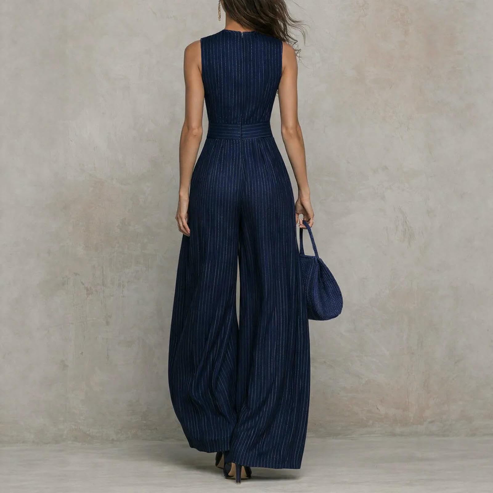 Mono De Verano Mono De Mujer Azul A Rayas con Cuello Redondo Y Escote Bardot.
