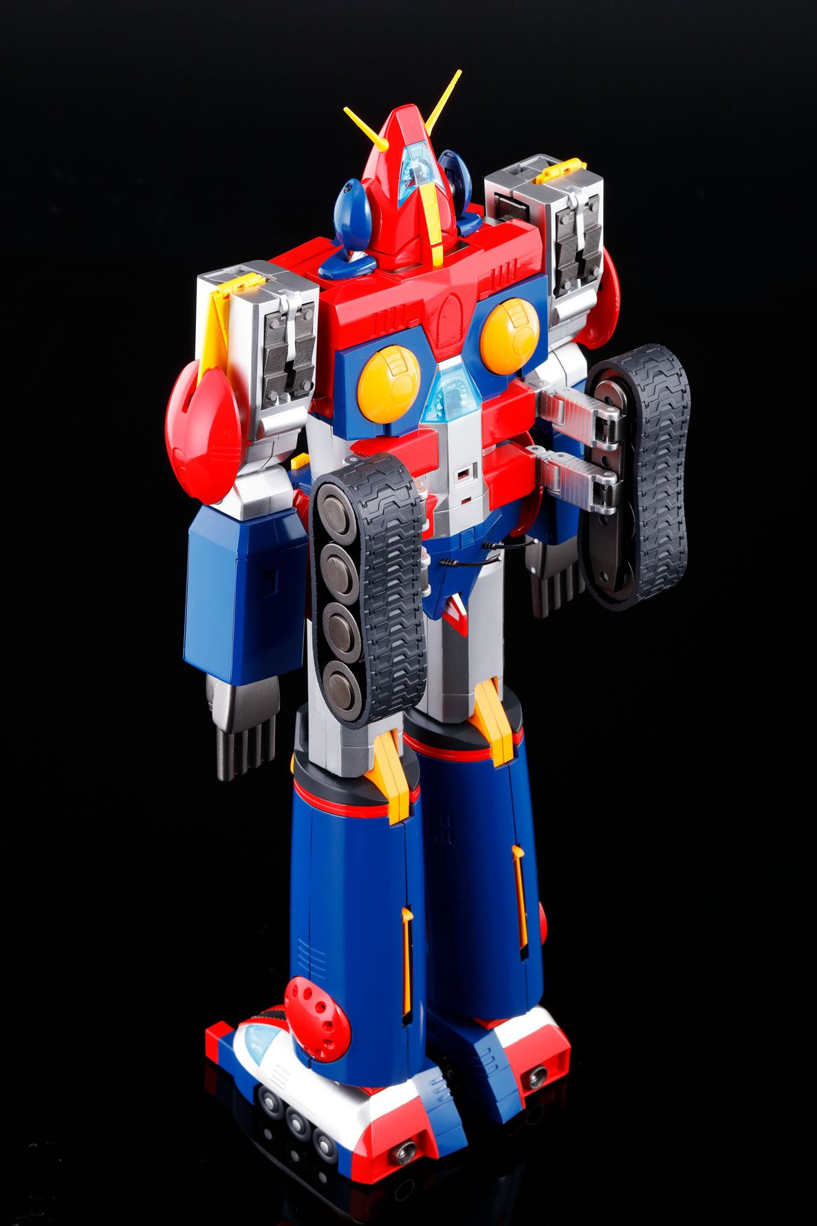 TAMASHII NATIONS Cho Denji Robo Combattler V, 35 cm