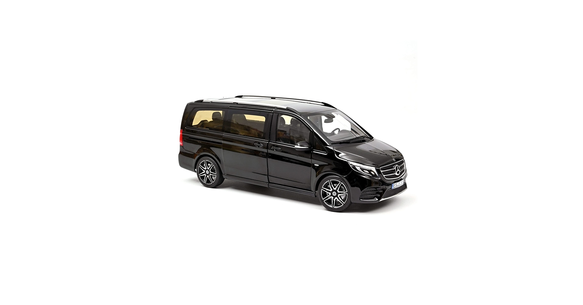 1/18 メルセデスベンツ Vクラス AMG Line W447 ブラック 1/18 メルセデスベンツ Vクラス AMG Line W447 ブラック 1/18