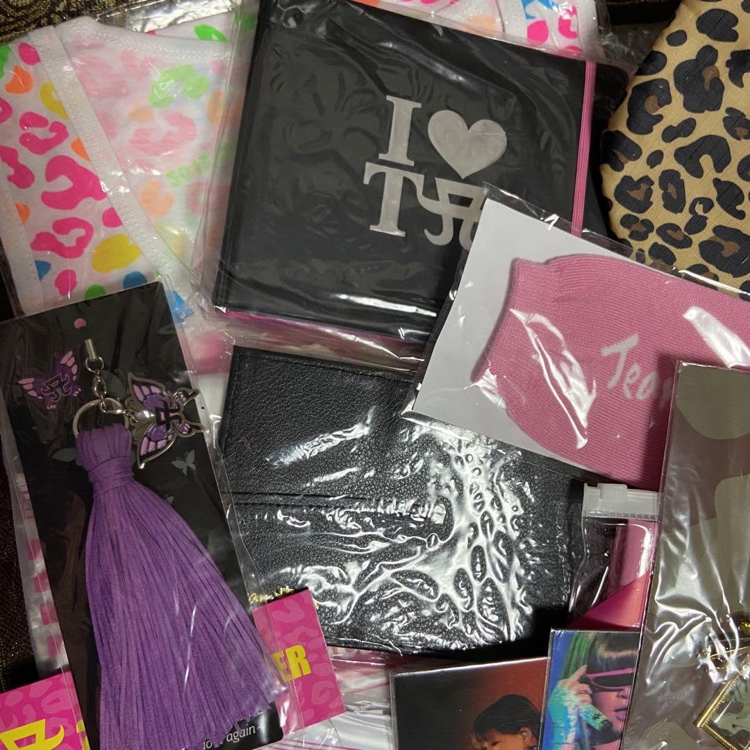 浜崎あゆみファンクラブ特典多数グッズまとめ売り 浜崎あゆみ ファンクラブグッズなどまとめ売り