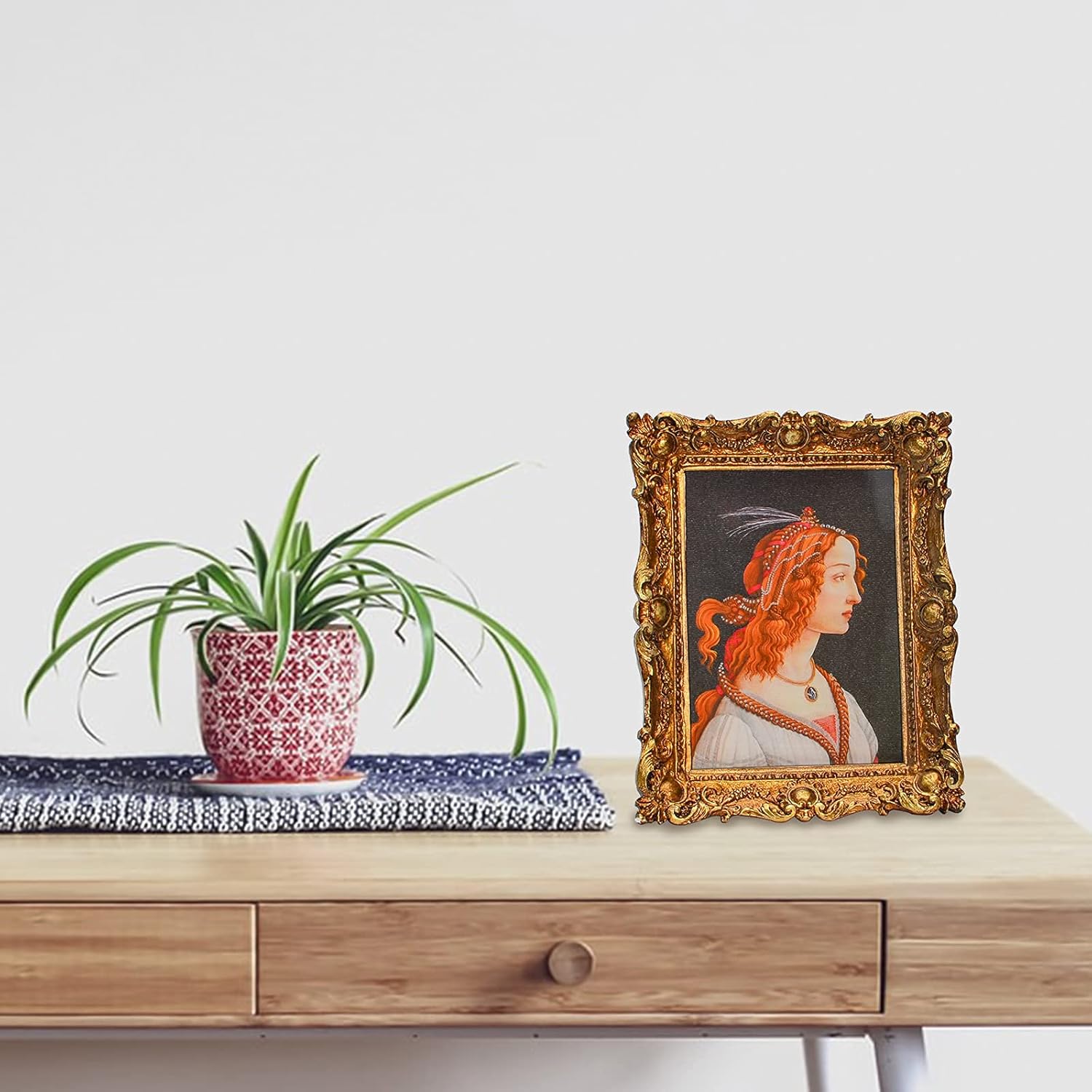 Vintage Picture Frame 5x7 Inch, Luxury Antique Photo Frames with Glass Front, for Horizontally or Vertically Tabletop Wall Hanging, Photo Displays, Gift Ideas, Antique Gold