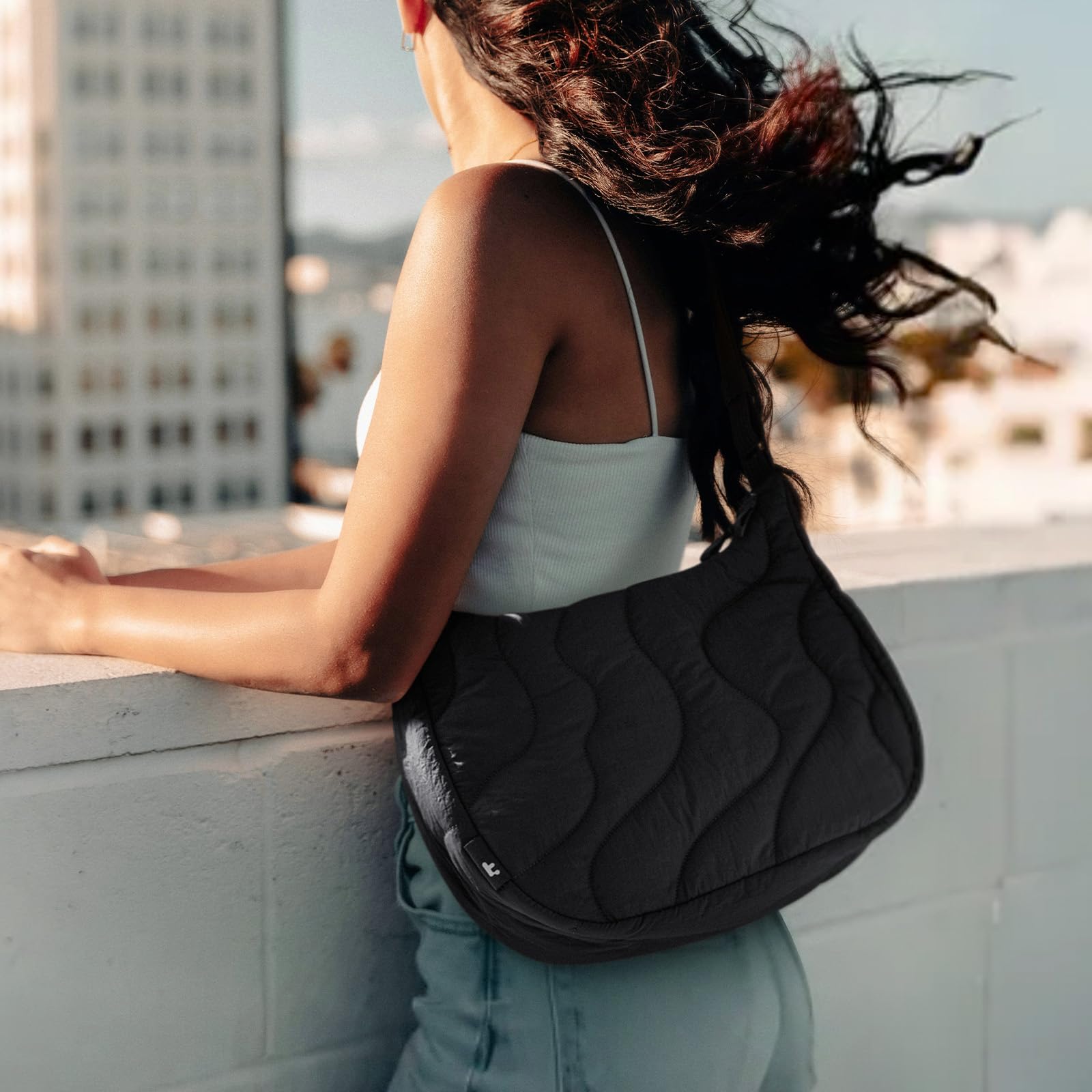 tomtoc 3,5L 9L Borsetta Tracolla Donna Piccola Sling Crossbody, Borsa Donna Puffer Trapuntata Nylon, Borsa Crescent Hobo Viaggio con Tracolla Regolabile e Tasche Interne Organizzate