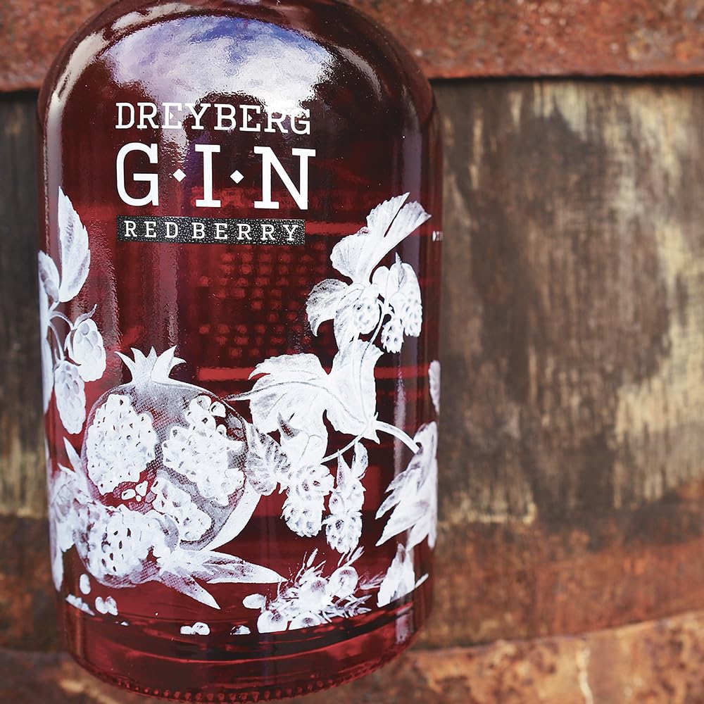 Dreyberg | Red Berry Gin | 700 ml | Klassische Gin Botanicals & rote Beeren | Handgelesene Kräuter & Früchte aus eigenem Anbau | Fruchtig
