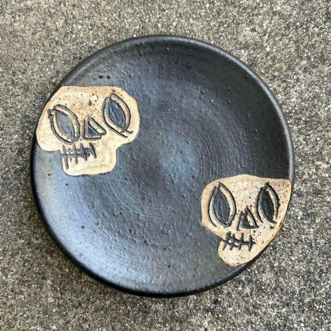 やちむん 工房十確 ドクロ柄お皿 二枚セット やちむん 工房十確 ドクロ やちむん 工房十確 ドクロ柄お皿 二枚セット やちむん 工房十確 ドクロ