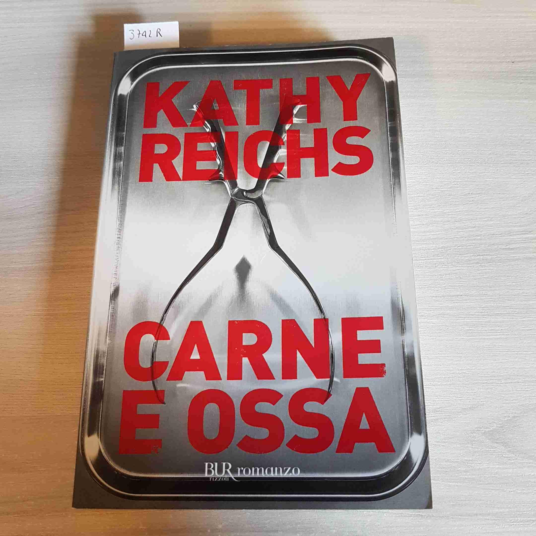 Carne e ossa