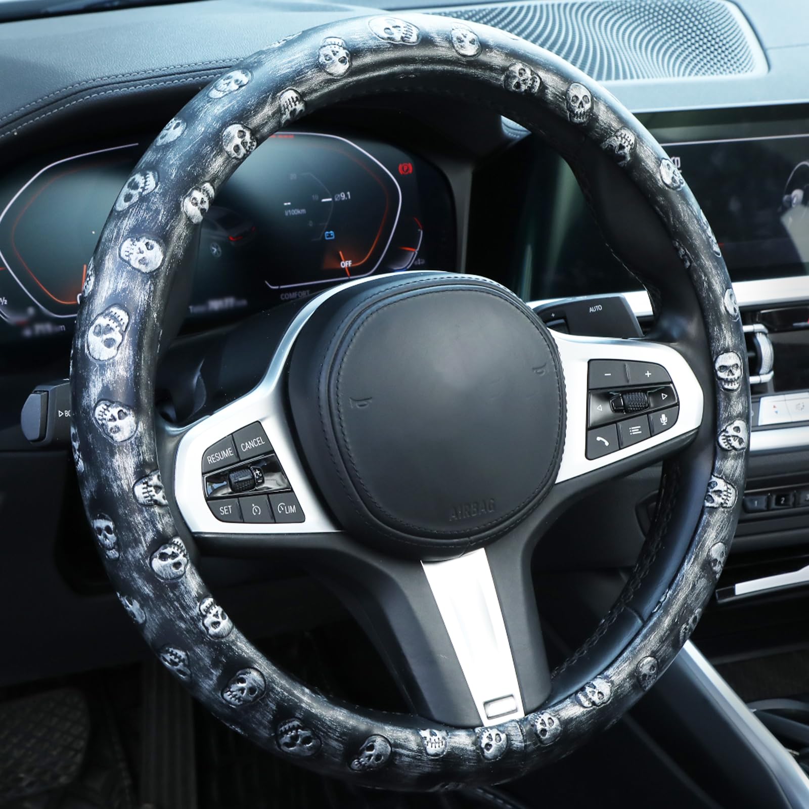 Funda para volante con calavera en relieve, accesorio para coche de microfibra de cuero con forro antideslizante, compatible con volantes de 14, 5 y 15 pulgadas.