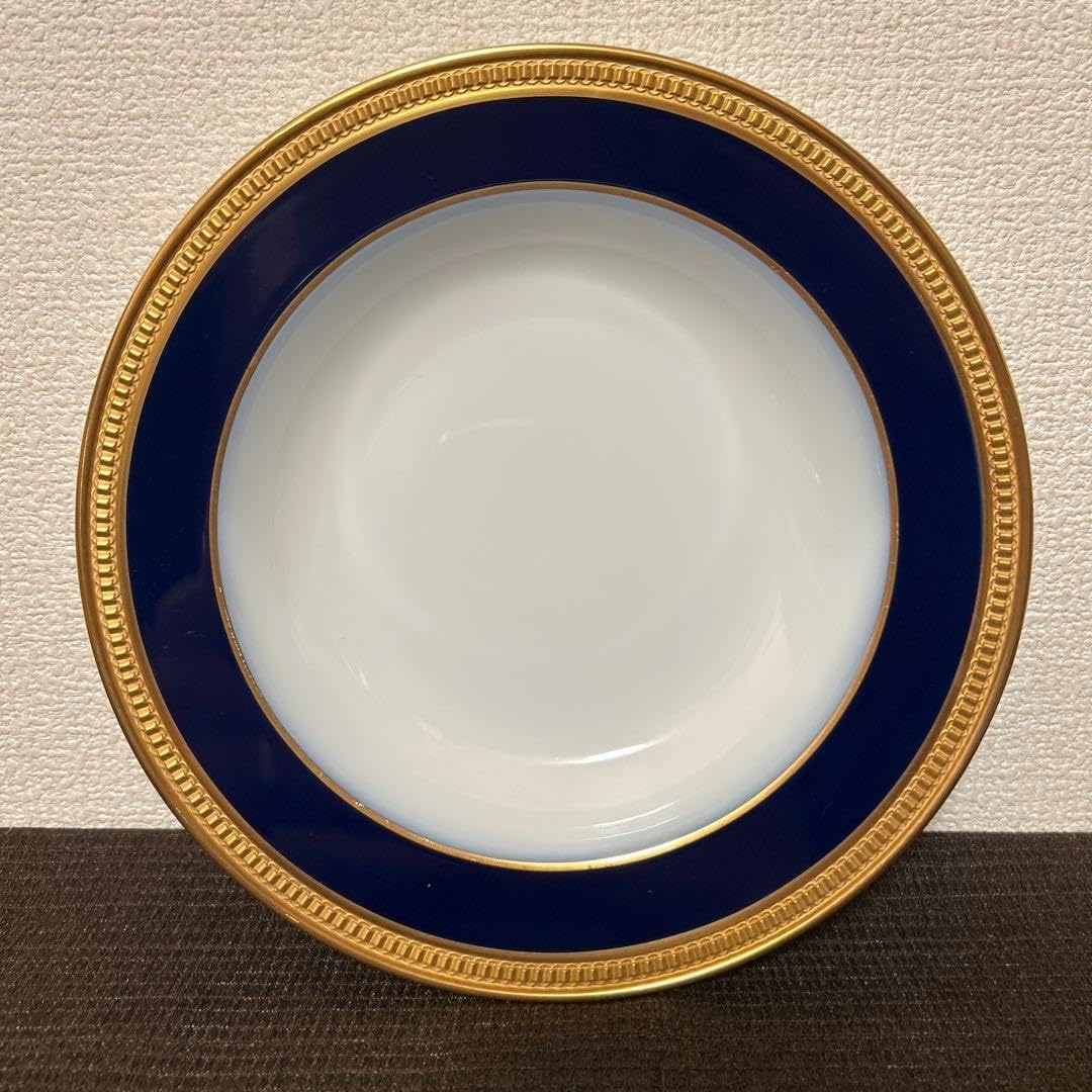 大倉陶園　ロイヤルブルー　瑠璃クラウンエンボス　ディナープレート　26cm 大倉掏園 ロイヤルブル一 瑠璃クラウンエンボス スーププレート