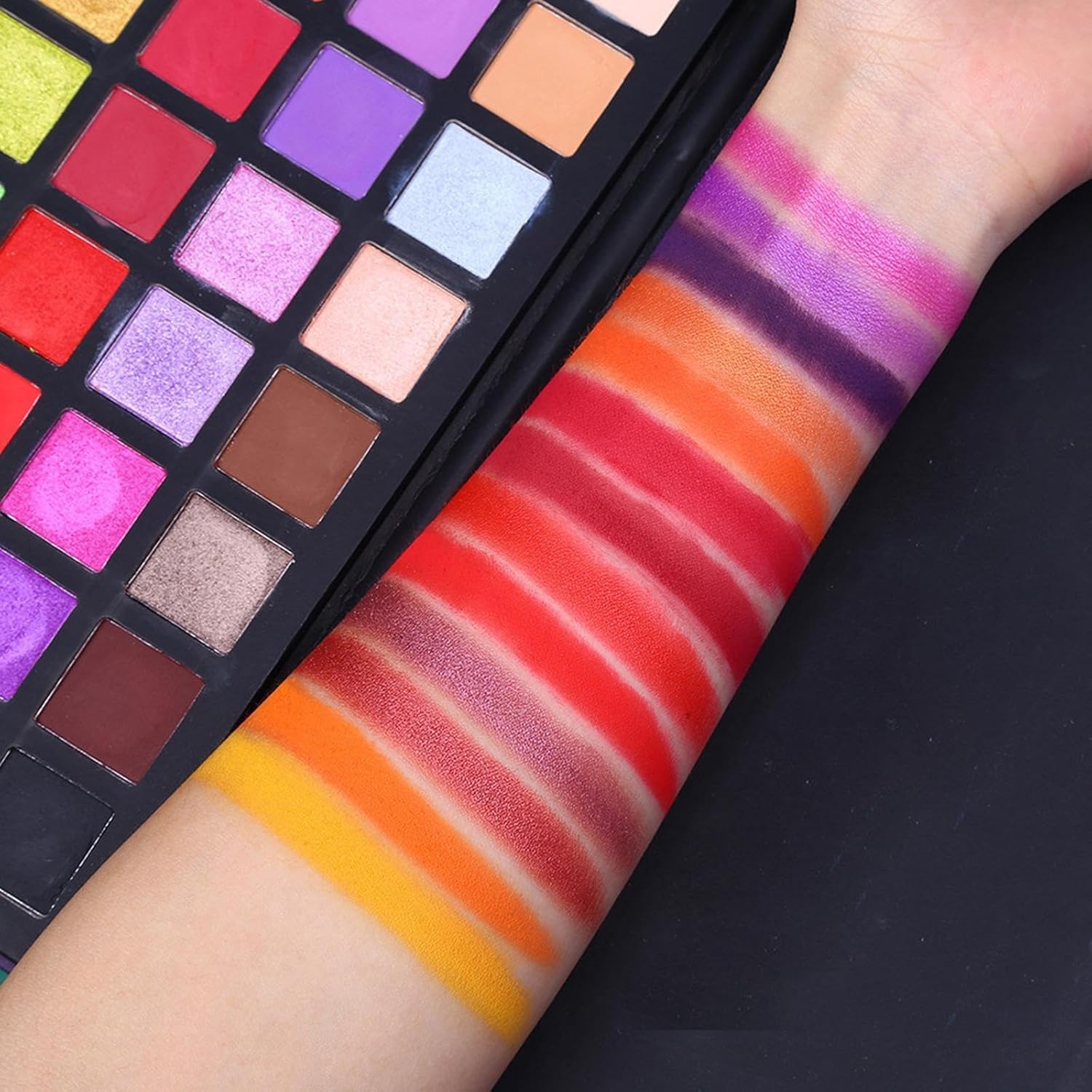 MR.THINDZ Spotlightt Eyeshadow Palette 40 Color Eye Shadow Matte Shimmer Makeup Pallet Highly Pigmented Colorful Powder Long Lasting Waterproof Eye Shadow 3