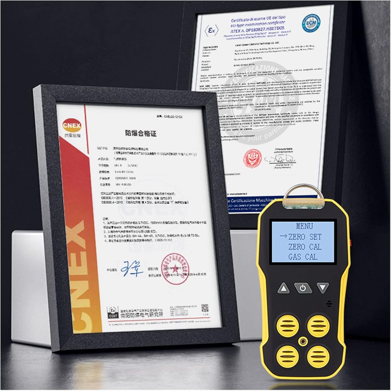 KGKGK BH-4A Multi Gas Detector displaying a menu for calibration options