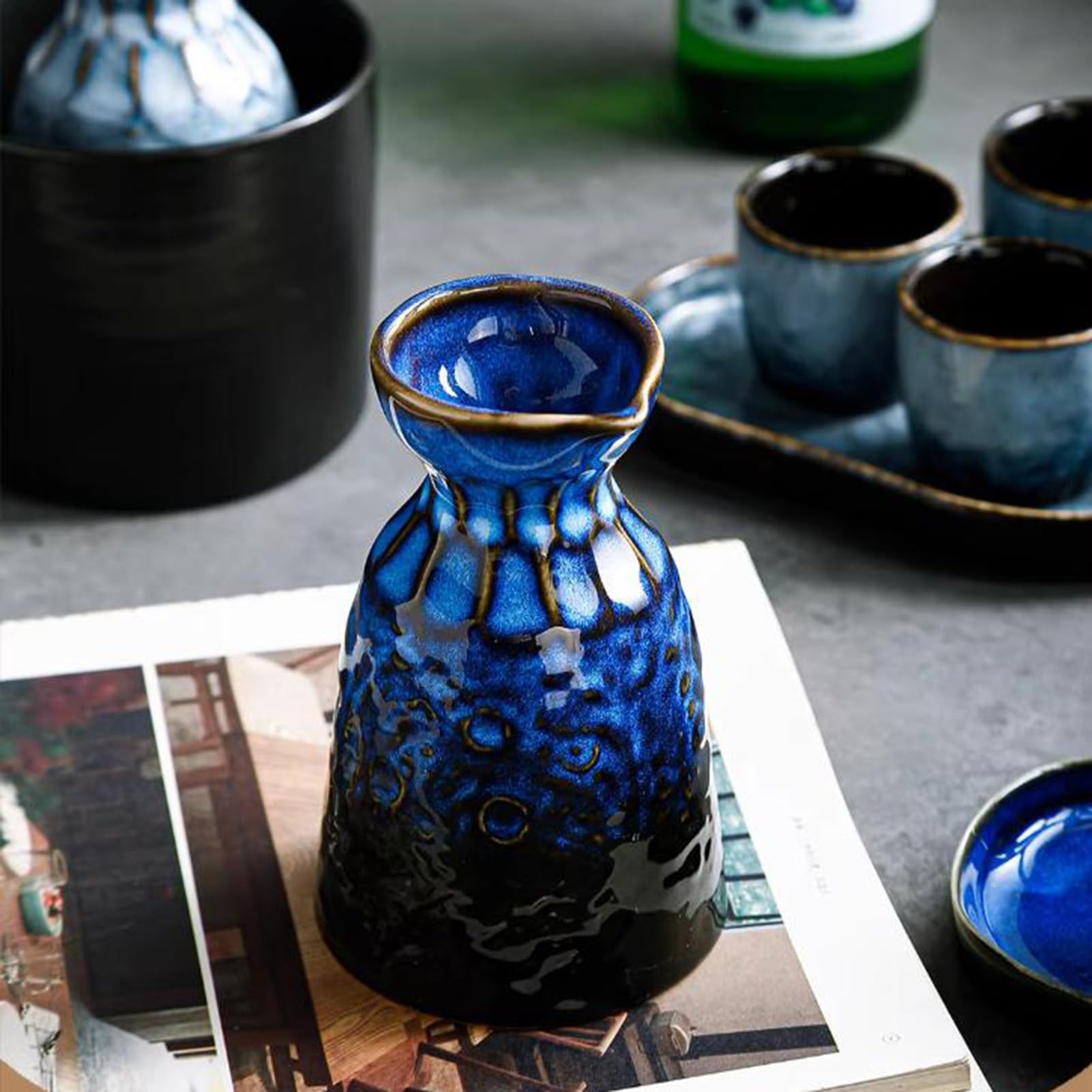 Ensemble à saké – Pichet en céramique et tasses de service traditionnelles en porcelaine pour la maison et le salon de thé, idéal pour le saké et le vin