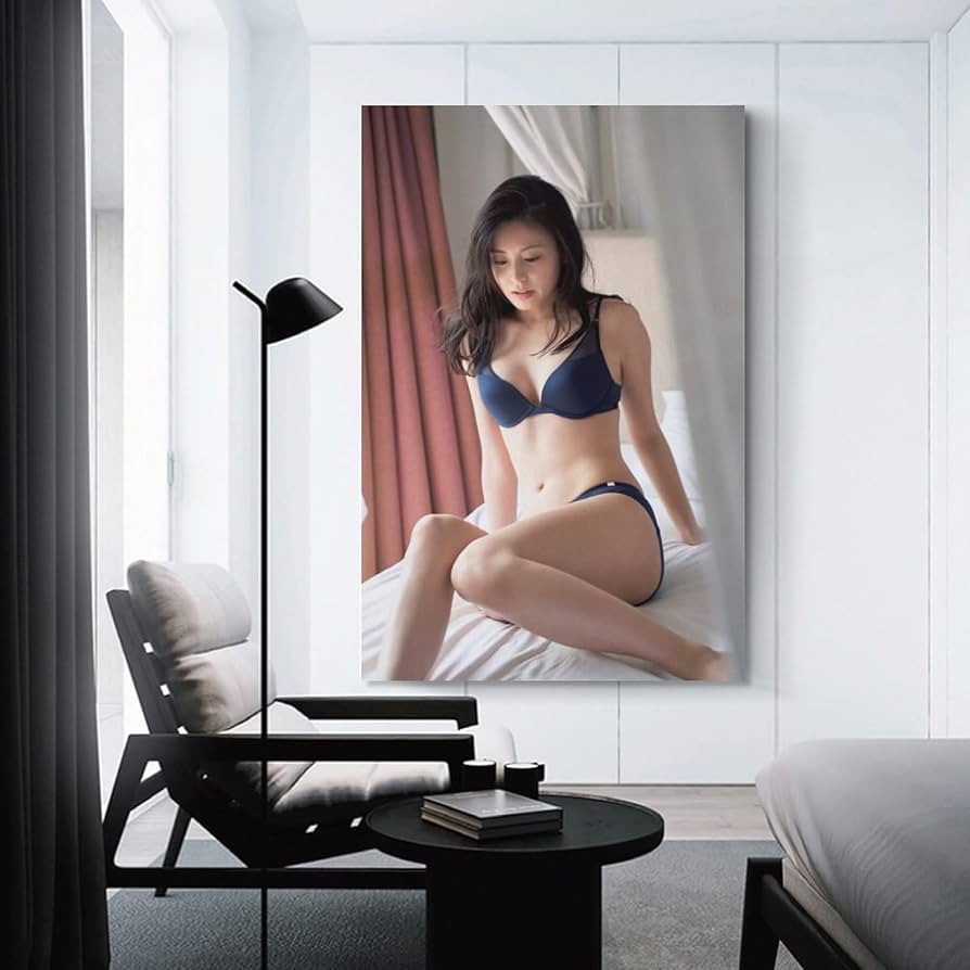 Amazon.co.jp: 本仮屋 ユイカ写真ビキニセクシーポスター
