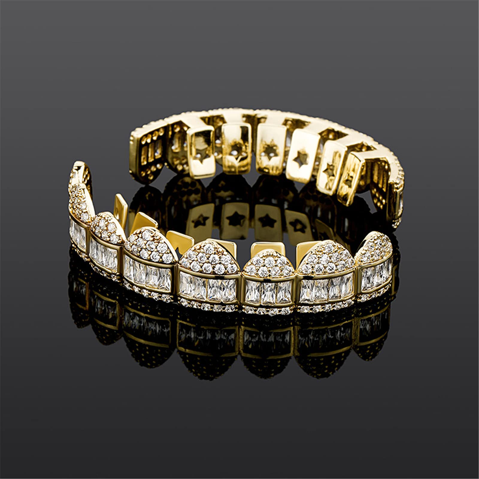 Fantex Iced Out Brillant Baguette CZ Diamant Dents Grills Porter Ensemble de Bijoux, Or 18K Plaqué Or Hip Hop Dents Bretelles pour Hommes Femmes (White)
