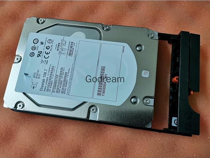 RKEBK for AX4-5 005048786 005048956 300G 15K SAS Hard Disk 118032654-A01