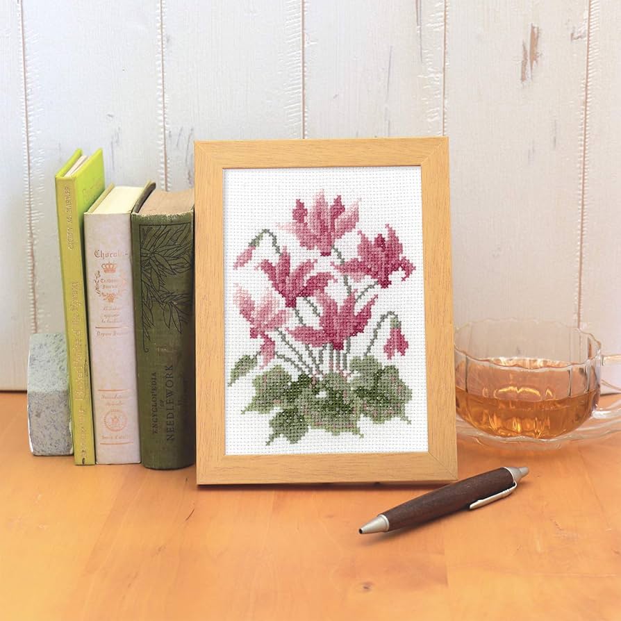 Amazon | オリムパス製絲 刺しゅうキット 12ヶ月の花フレーム