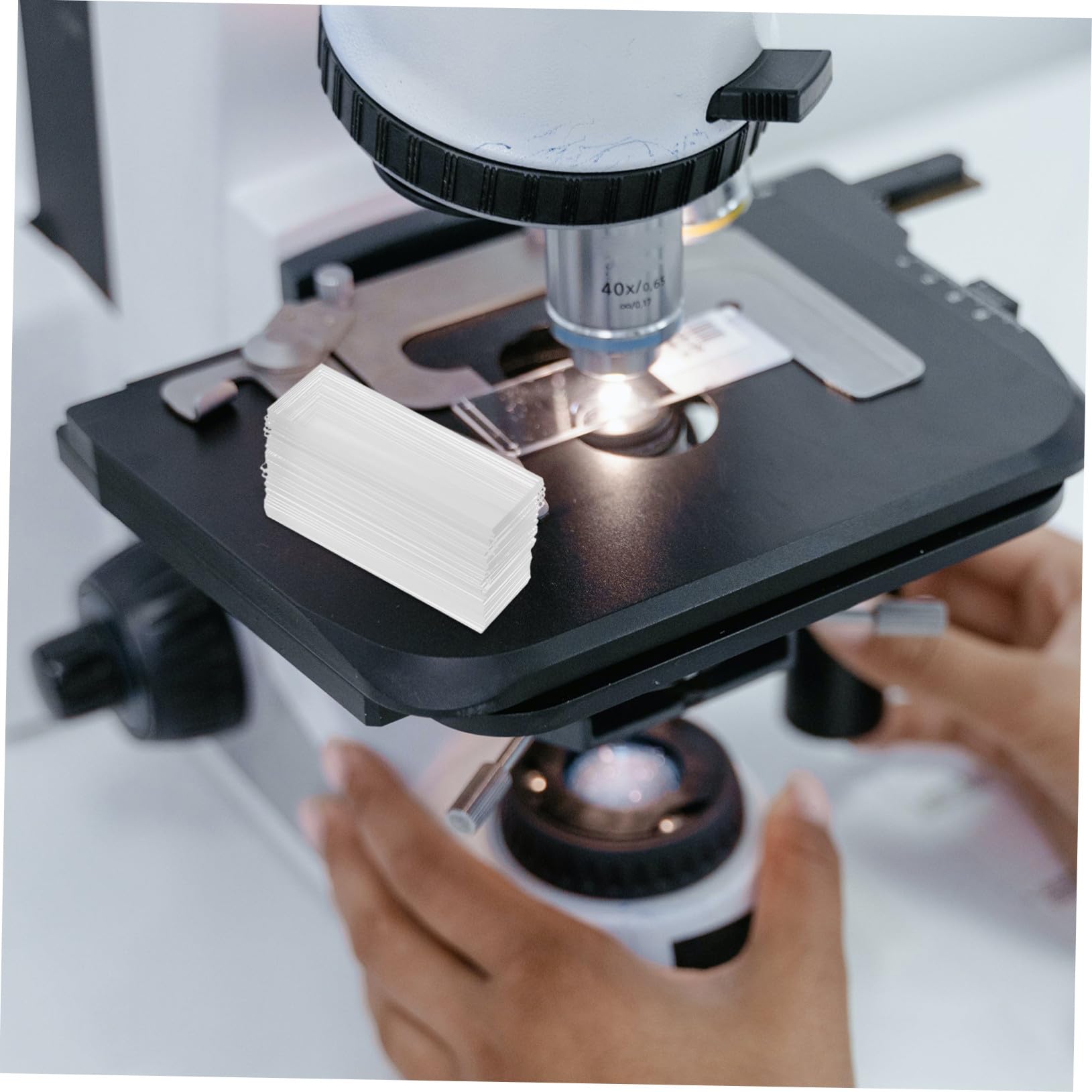 Gatuida 200 Stück Mikroskopobjektträger aus Optischem Glas Vorreinigte Hochtransparente Blanko-glasobjektträger für Biologieunterricht Labor und Wissenschaftliche Mikroskopie