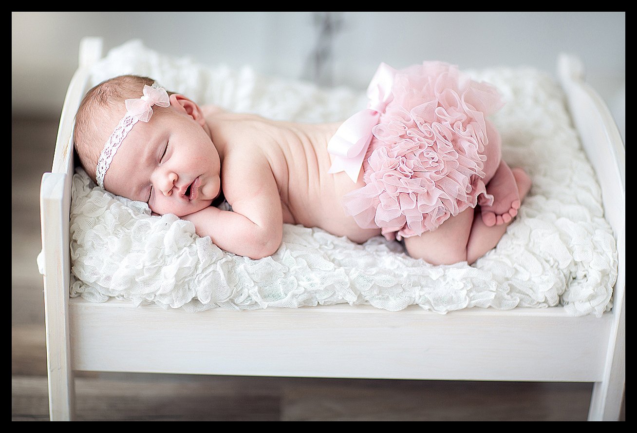 idecor Baby Wall Posters for Hall, Room, Bedroom & for Pregnant Women