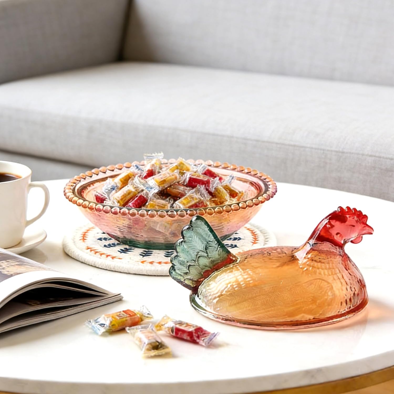 Crystal Glass Chicken Shaped Candy Dish with Placemats,Vintage Style Hen Rooster Nest Candy Bowl with Lid,Colorful Jar for Snacks, Dessert, Cookies Home Kitchen Office Tabletop Decor (Big)