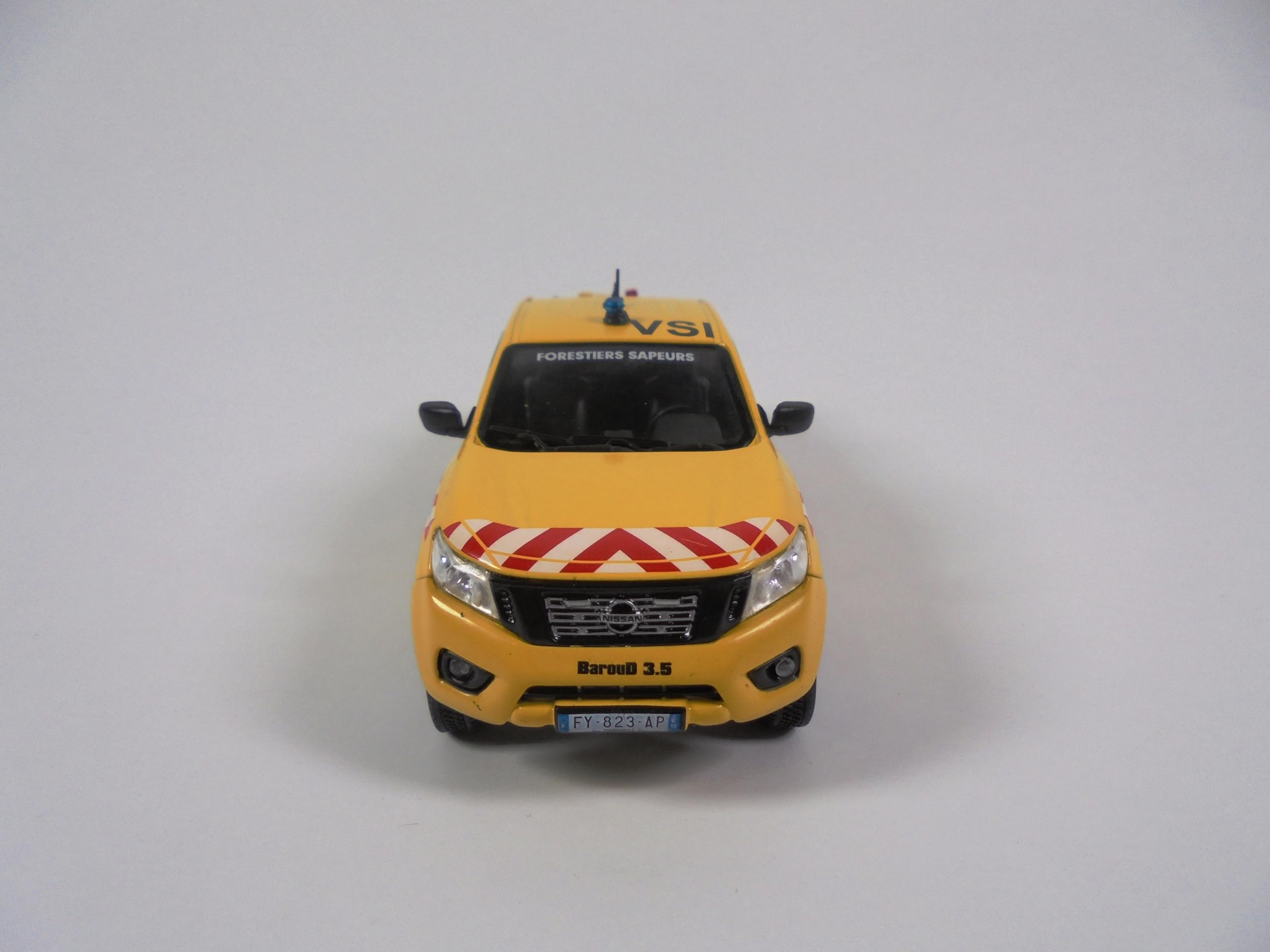 VEHICULES LEGERS SAPEURS Pompiers - Nissan Baroud Vsi 3,5 - Hachette N