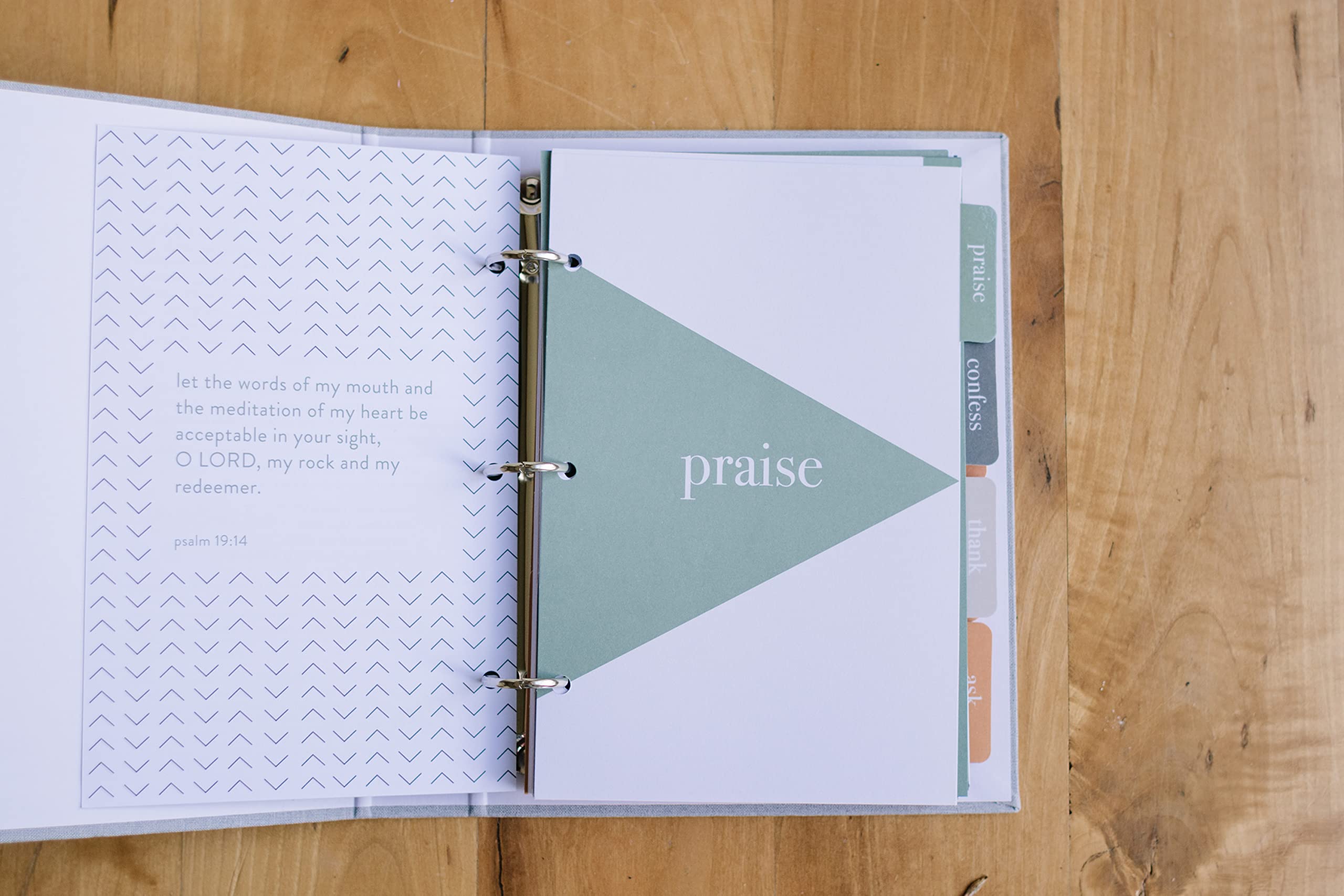 Coffee & Bible Time Prayer Journal for Women & Men, Refillable Binder with Ideas & Prompts, Praise, Confess, Thank & Ask God, 12 Tabs, 4 Pocket Folders & 50 Printed Pages, 7.25" x 9.25" - Image 5