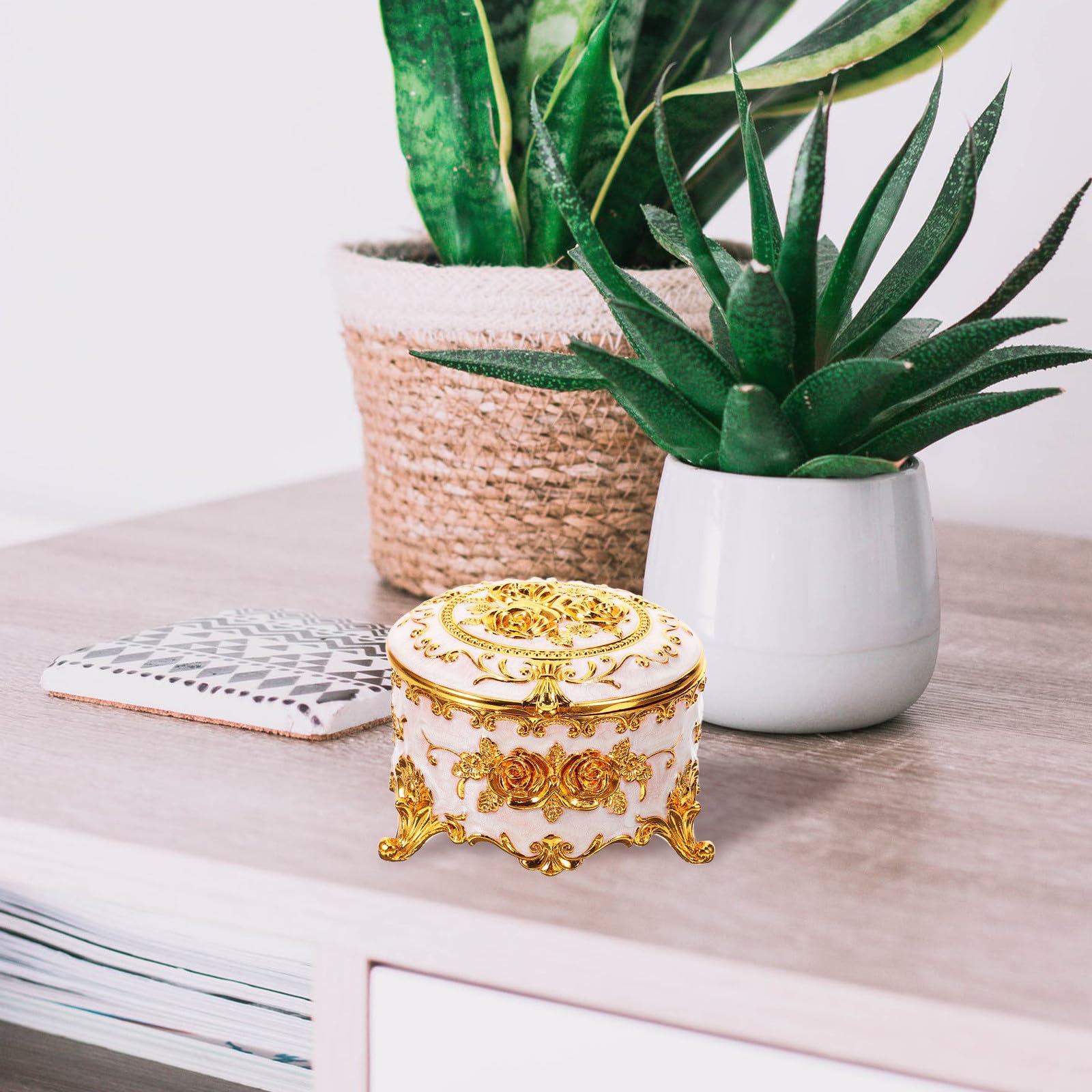 jojofuny Schmuckkästchen mit Rostbeständigem Design Elegantes und Zinklegierung Rundes Multifunktionale Dekorativem Rosenmuster Schmuckaufbewahrung für Zuhause und Reisen