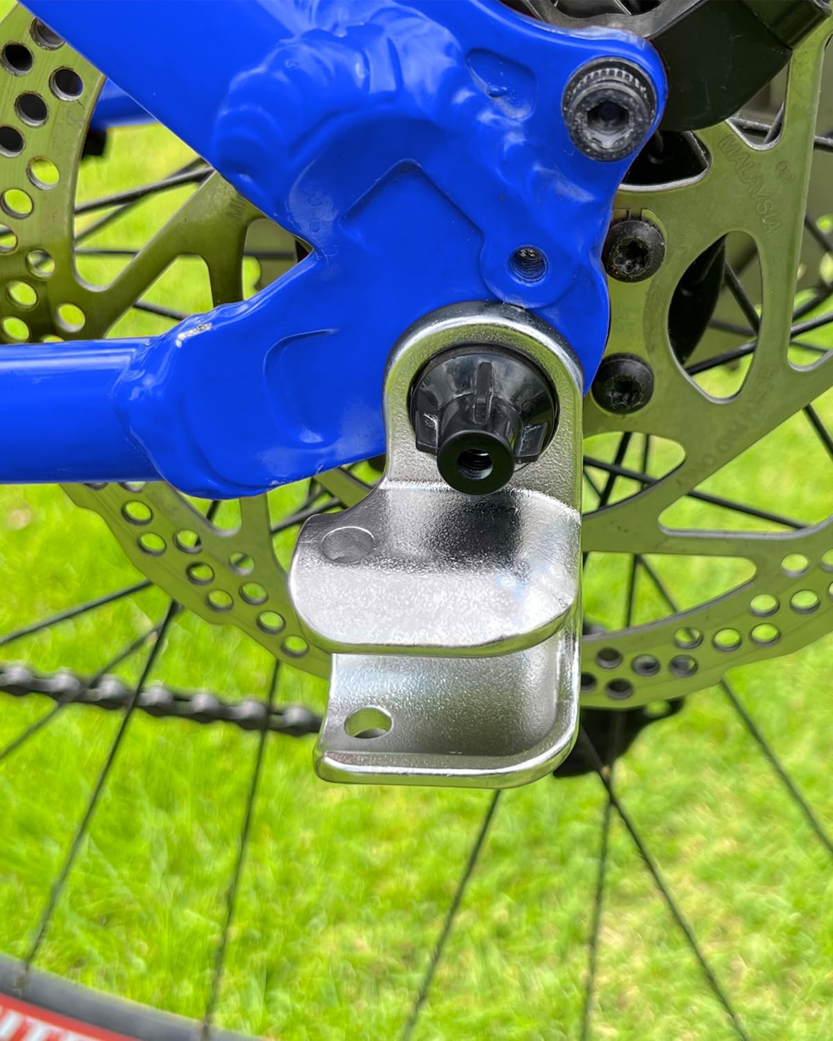 Axle Mount Hitch Cup for Thule Child Carrier/Thule Chariot Bike Trailer