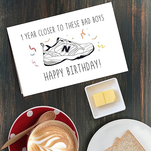 Miniatura 6 de Qiliji Tarjeta de cumpleaños de zapatos divertidos para papá, tarjeta de feliz cumpleaños para él, tarjeta de cumpleaños de New Balance Shoes,