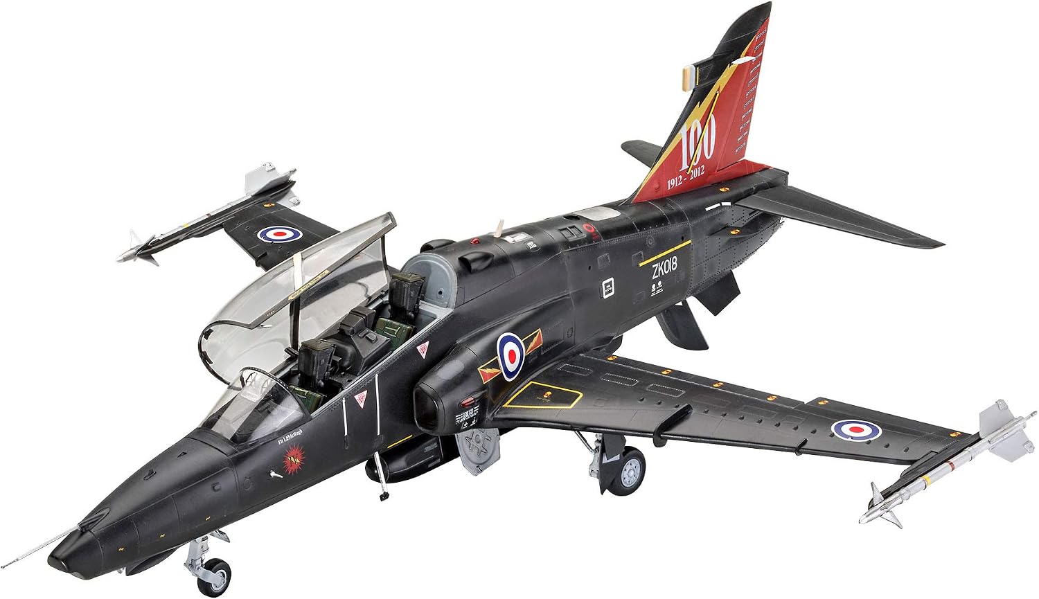 Revell 03852 Plastic Model Kit BAe Hawk T2, Unvarnished