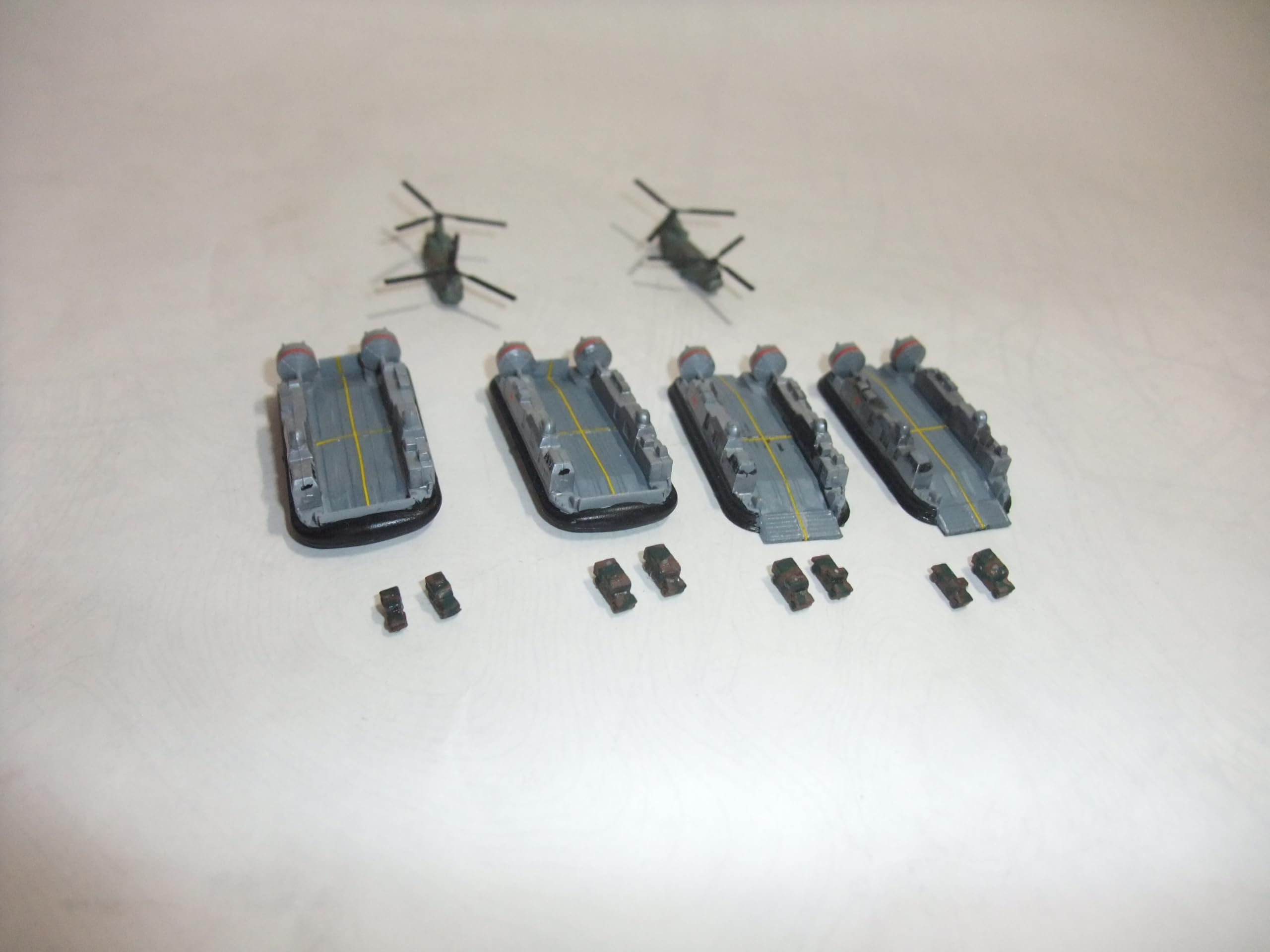 Amazon.co.jp: 完成品 海上自衛隊 艦番号4001 おおすみ【就役時の