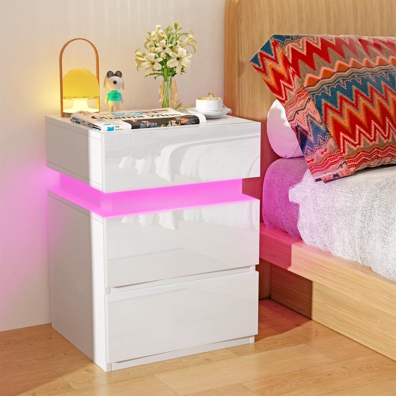 Table de Chevet LED, Table d'Appoint, Table de Nuit LED, Chevet de Lit avec 3 Tiroirs, 16 Couleurs LED RVB, Meuble de Rangement Compacte pour Salon, Chambre, Bureau, Moderne, Blanc