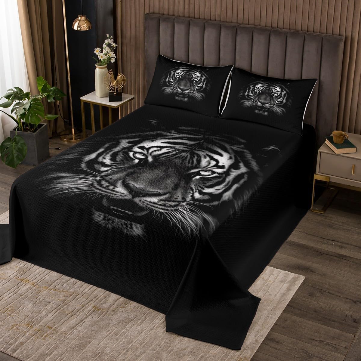 Retro Oil Paint Print Bedspread King,Ferocious Wildlife Animal Quilted Coverlet 3pcs for Adults Teens Room Decor,Tiger Soft Breathable Bedding Quilt