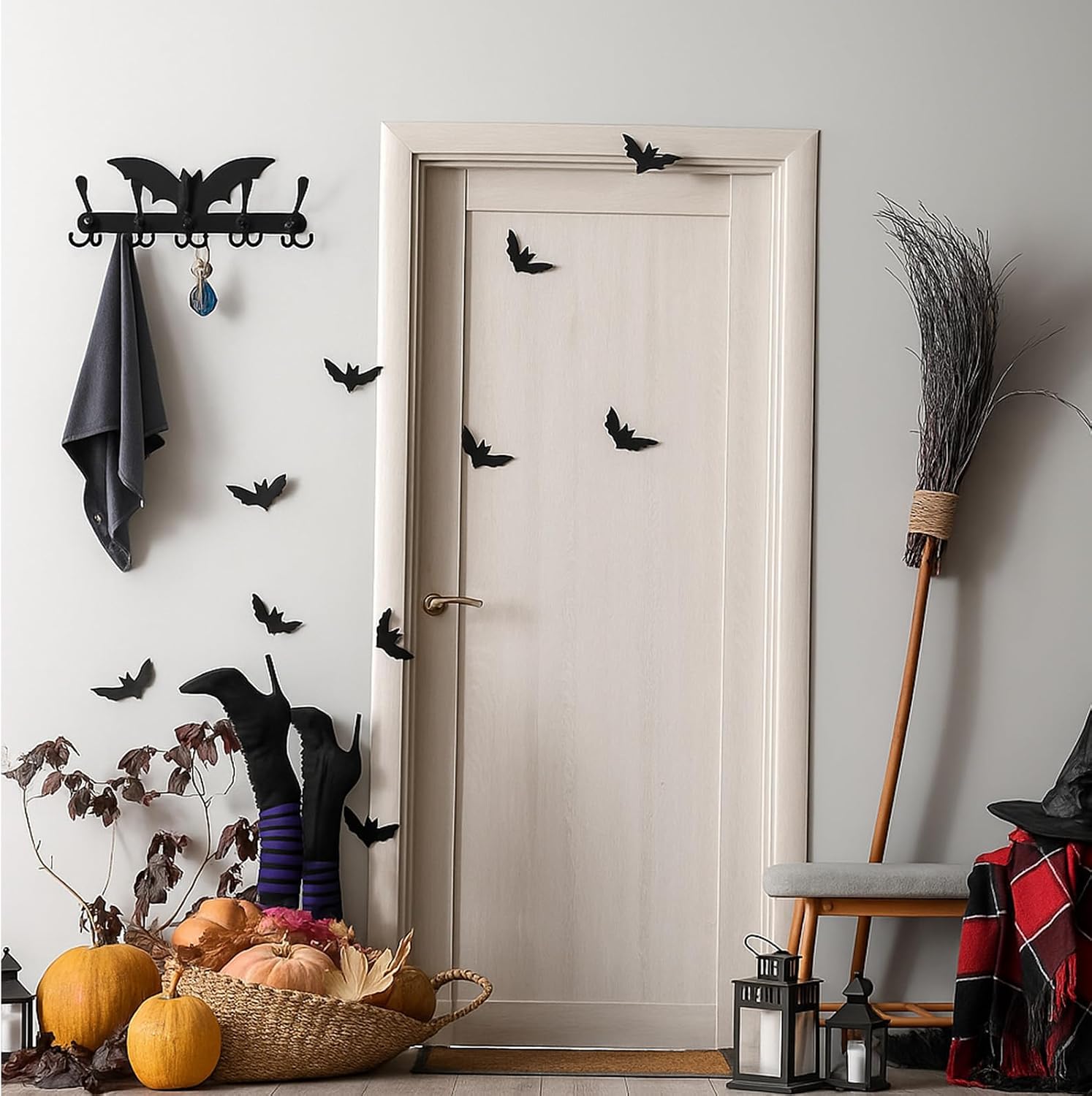 Shimeyao Coat Rack Wall Mount Halloween Christmas Gothic Home Decor Goth Key Hook Heavy Duty 5 Tri Coat Hooks Spooky Black Metal Key Holder for Entryway Hat Jacket Bag Towel Hanger Gift(Bat)