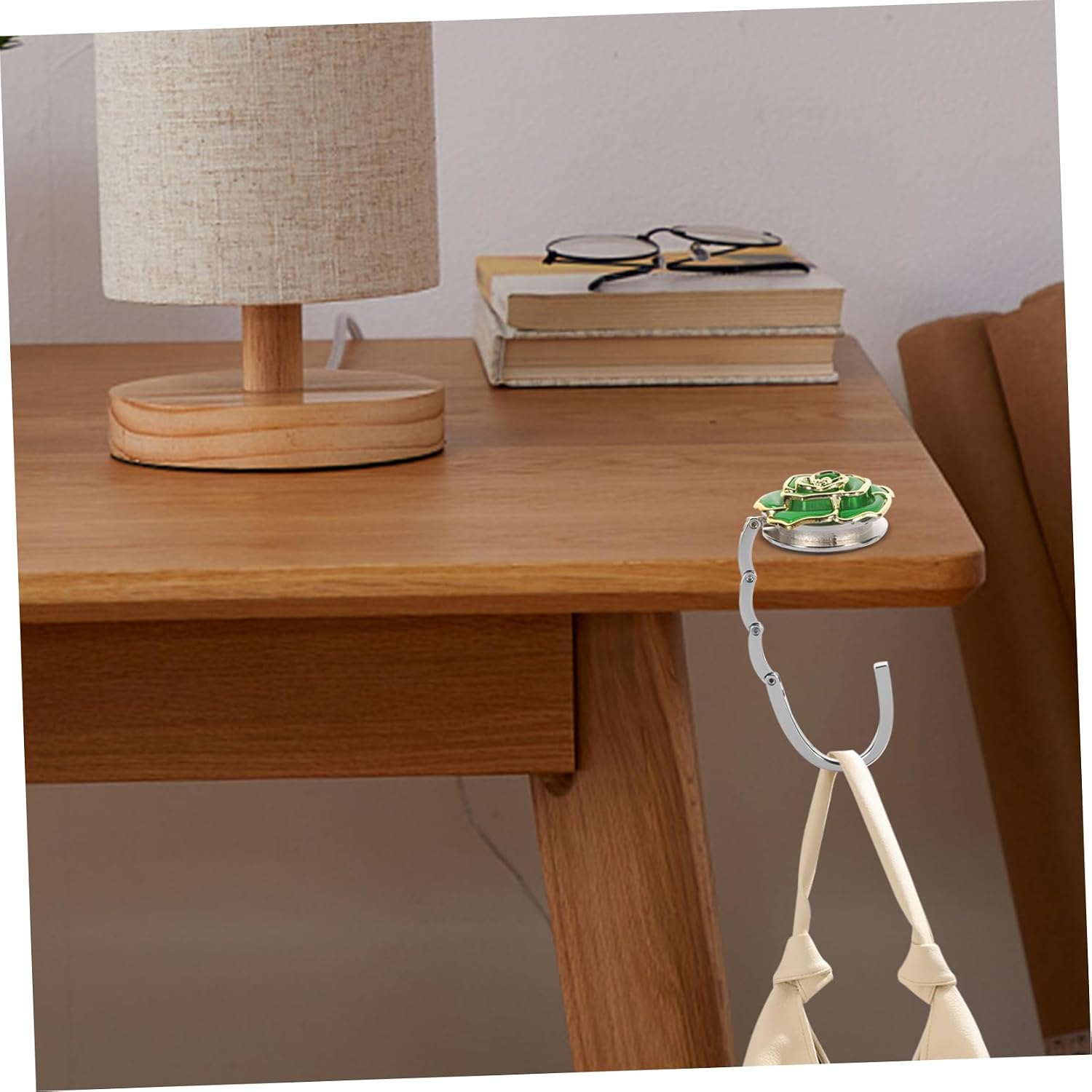 Rose Flower Folding Handbag Hanger Stylish Table Hook for Handbags Non Slip Design Green Floral Accessory for Desk Use Space Saving Purse Holder for Dining Outings