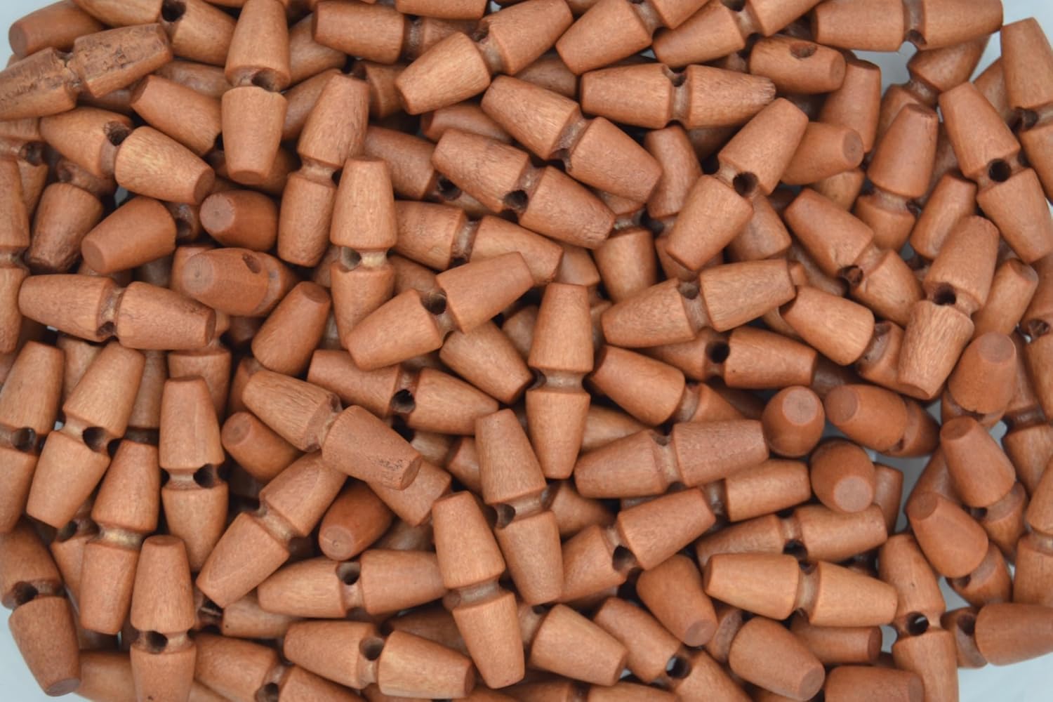 celloexpress Caramel Brown 30mm x 10mm Wooden Toggle Buttons - Fasteners for Duffle Coats Jackets Sewing Crafting DIY Replacements (Pack of 50)