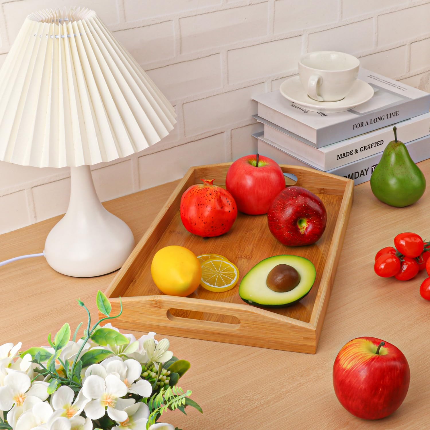 2 bandejas de bambú para servir, bandeja de cama de desayuno anidada de 2 tamaños con asa, bandeja de madera para servir, bandejas de cama de desayuno para comer, decoración, mostrar pasteles