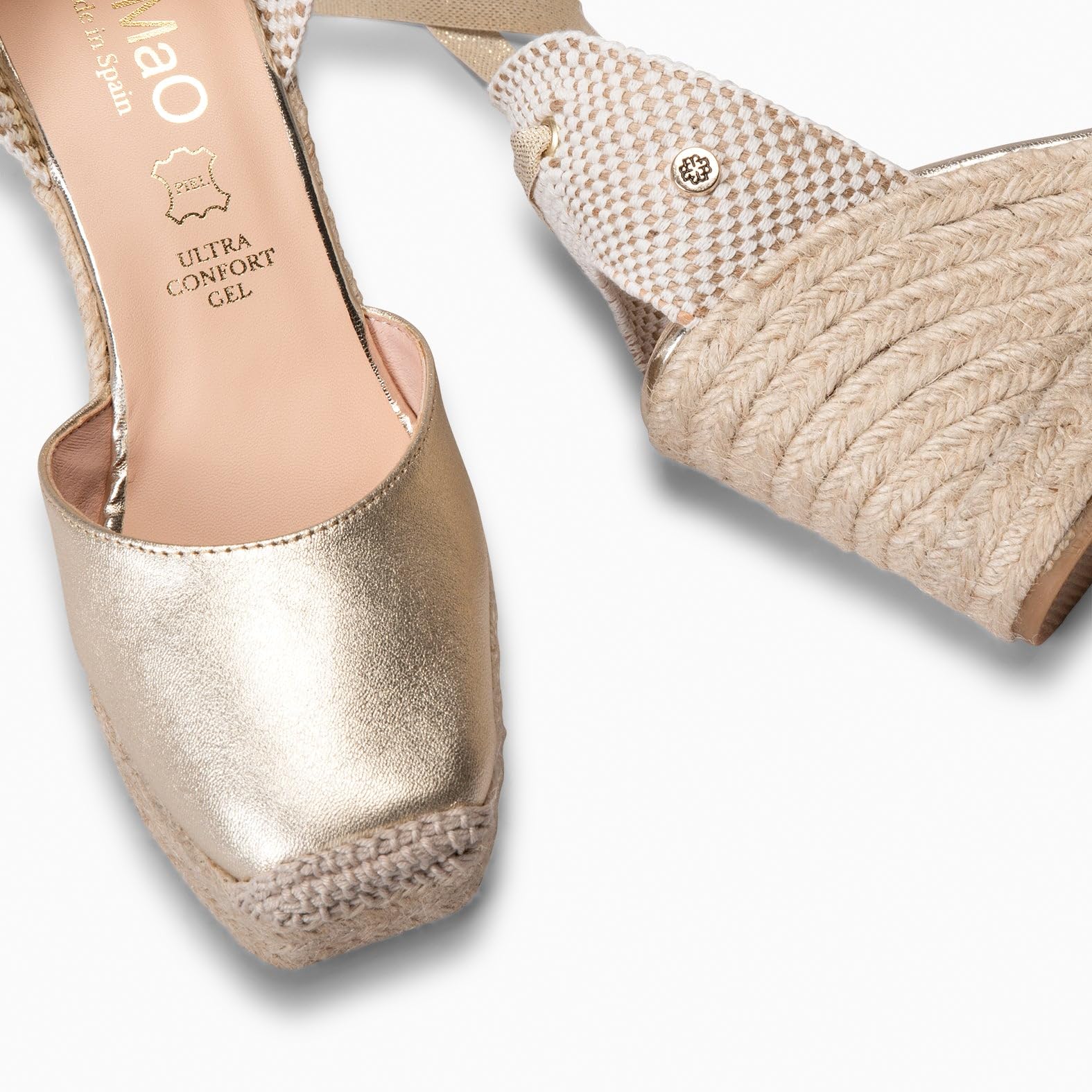 miMaO. Sandalias de esparto con cuña alta y cintas. Tecnología del confort. Artesanía Española