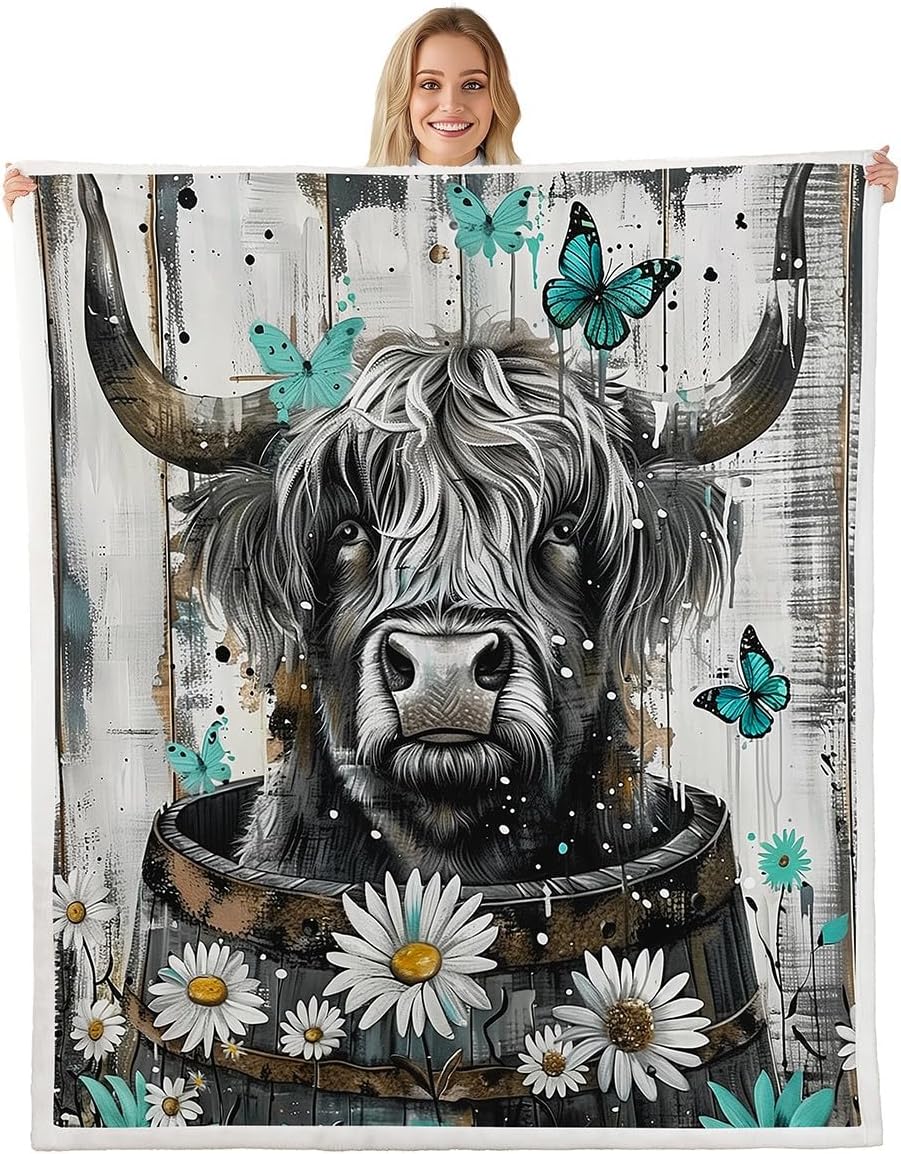 Wild Animals Western Cow Throw Blanket for Kids,Retro Rustic Farmhouse Fleece Throw Blanket for Bedroom Sofa Dorm Decor,Highland Cattle Lightweight Bed Blanket,40 x 50 Inches