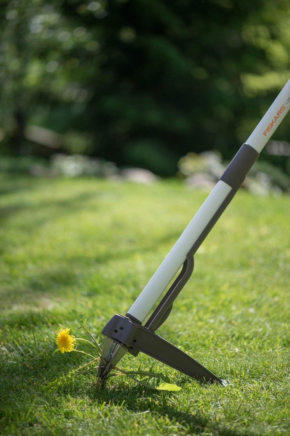 Fiskars Light Weed Puller, Length: 90 cm, Stainless Steel/Plastic Handle, Black/White, 1020127