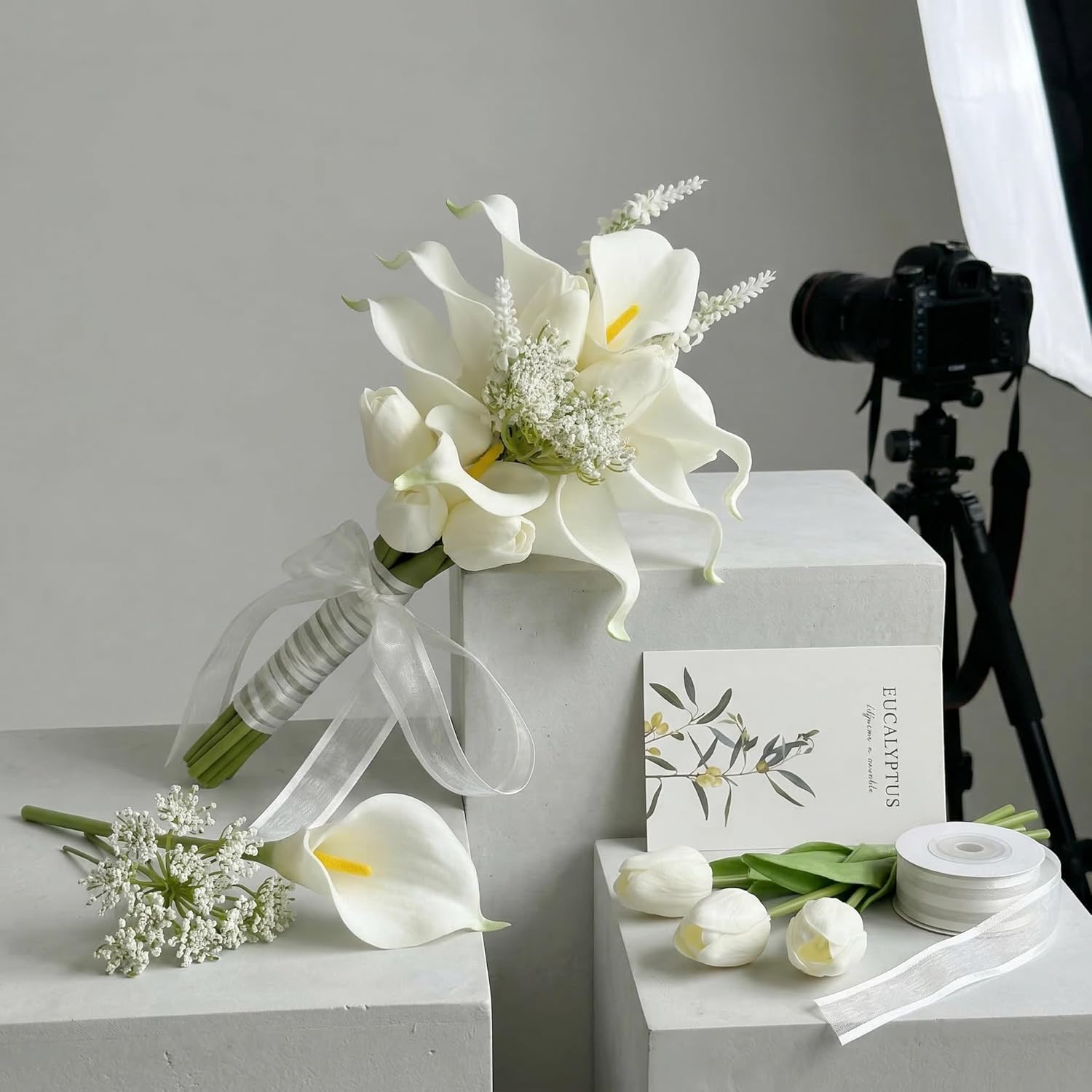 Floral Bouquet 10 Artificial Calla Lilies with 8 Artificial Tulip Flowers, Bridesmaid Bouquet with Wedding Ceremony Festivals Anniversary Bridal Rehearsal Party Bar Table Decor (White)