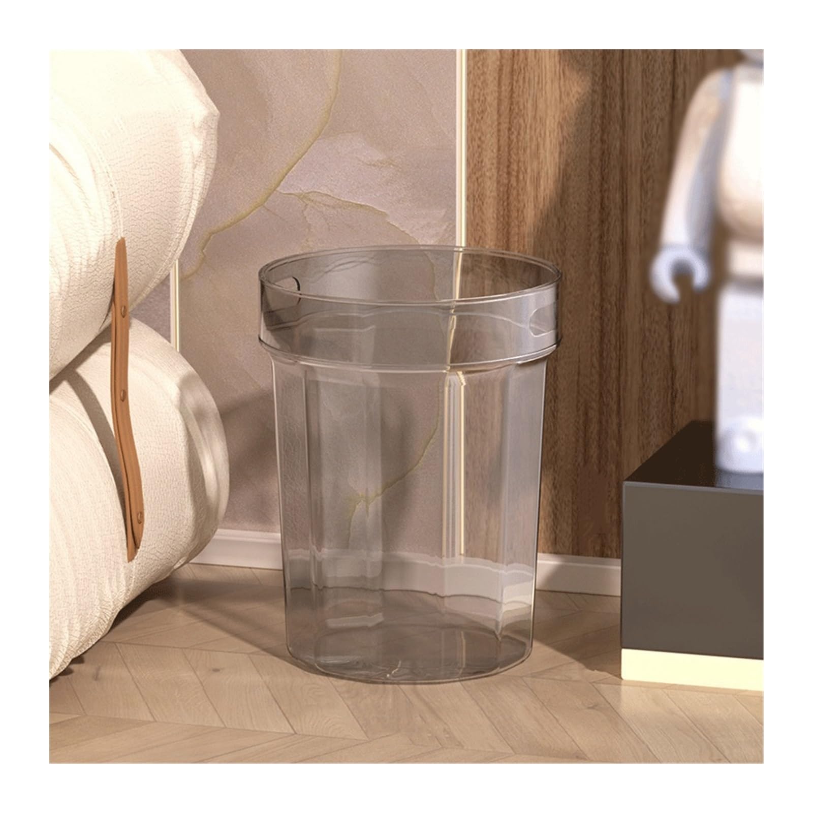 Poubelle en plastique transparent gris pour trier sans effort au bureau