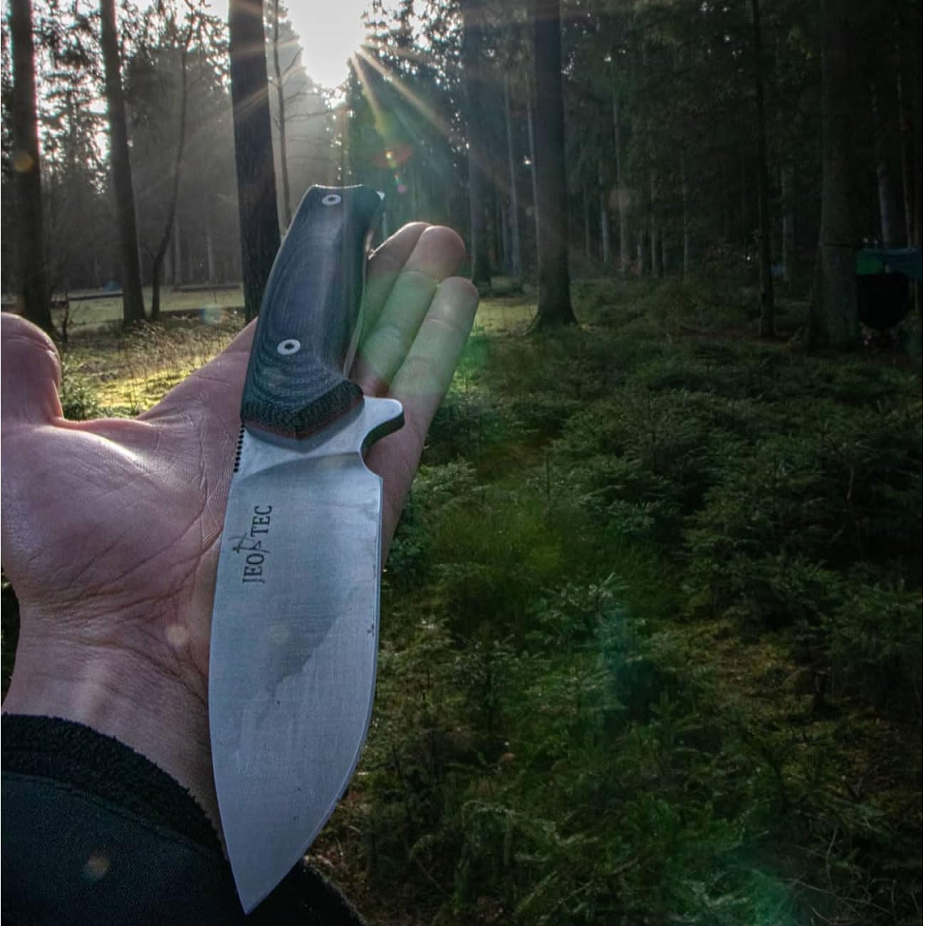 JEO-TEC Nº21 Nóż Bushcraft, nóż do paska na zewnątrz, nóż myśliwski, nóż survivalowy wielofunkcyjny , stałe ostrze, BÖHLER N690C, z naturalna skorzana osłona + krzesiwo + ostrzalka do noży , recznie robiony w Hiszpanii