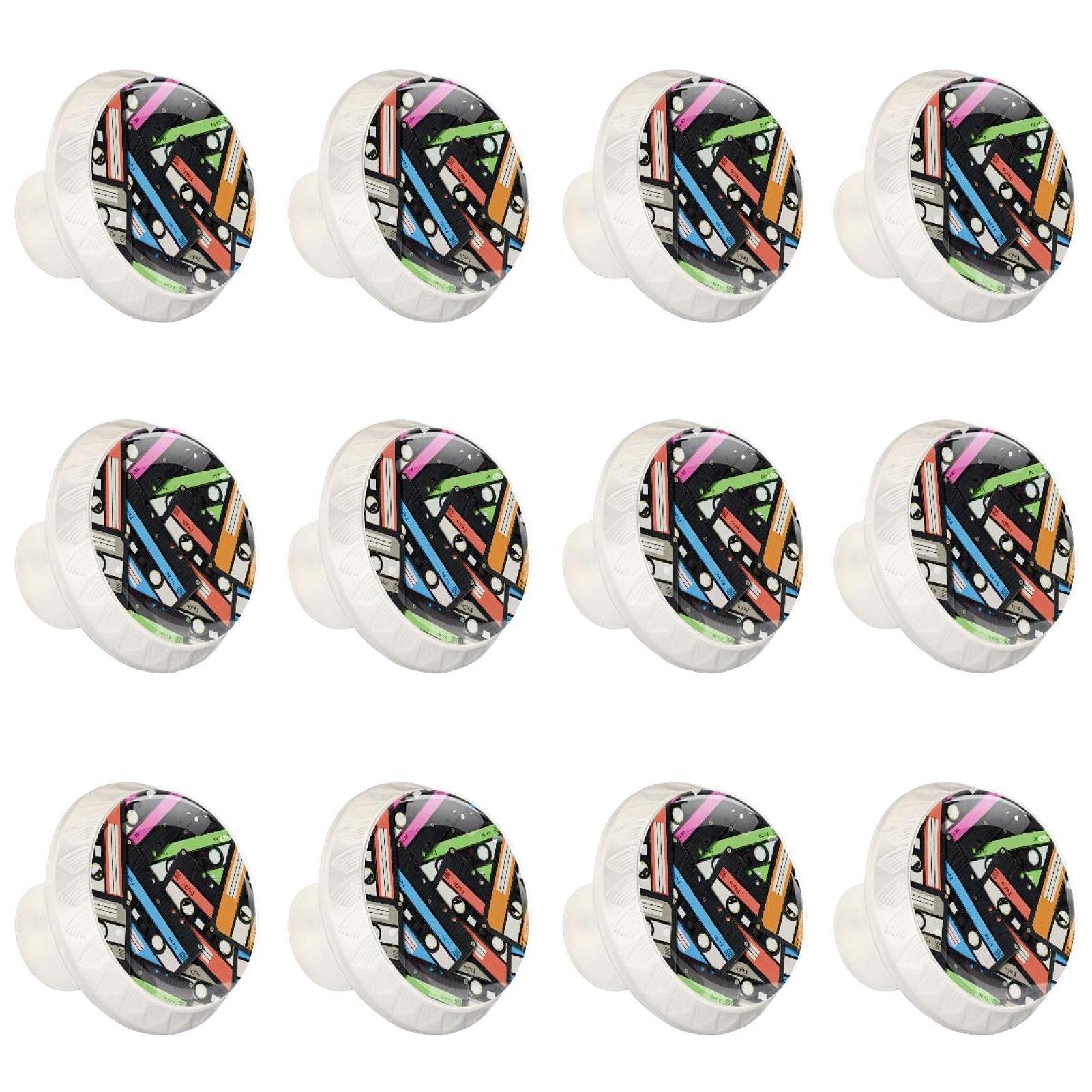 Boutons de meubles papillon pour relooker un meuble de salle de bain